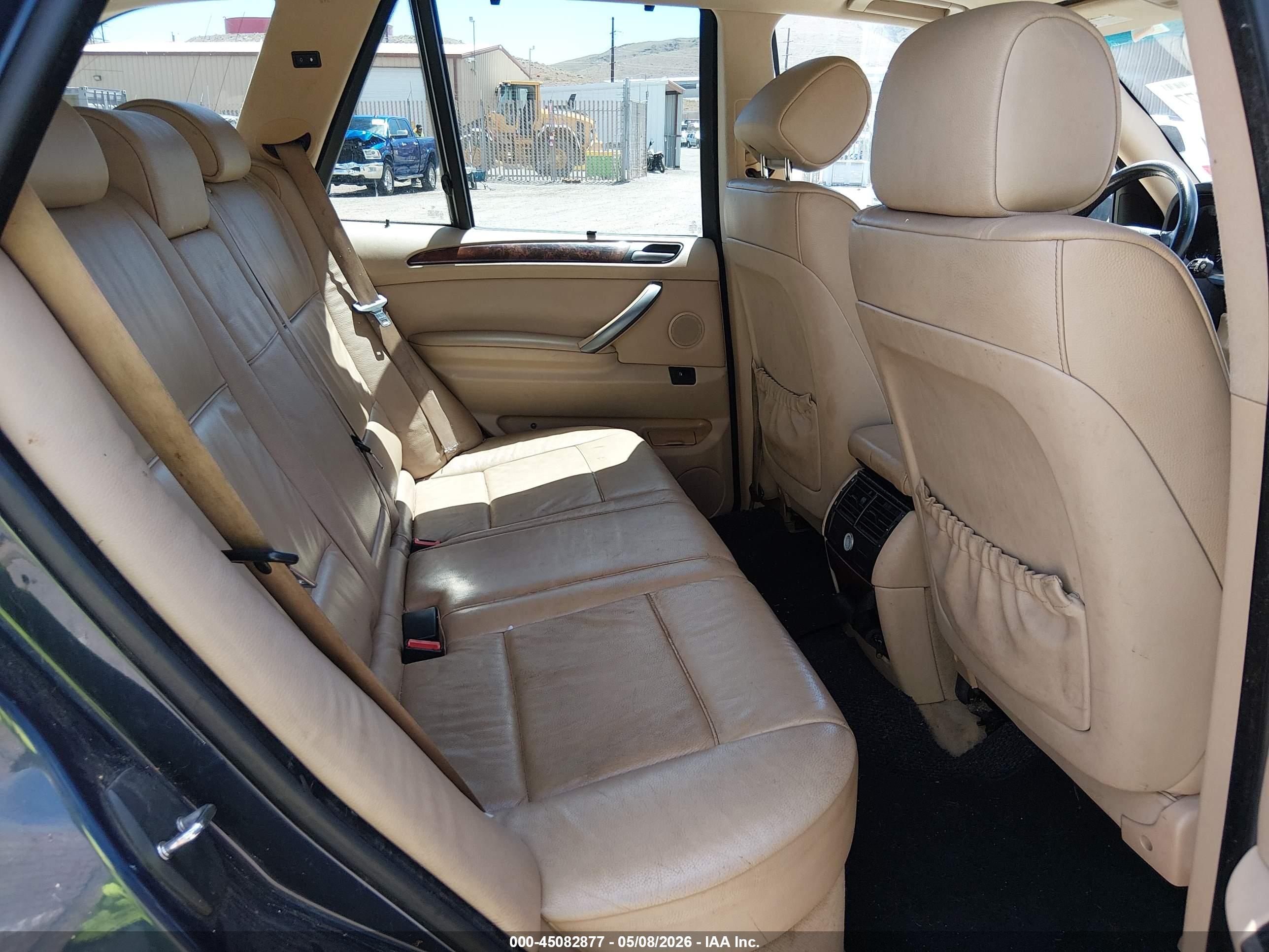 BMW X5 image 8