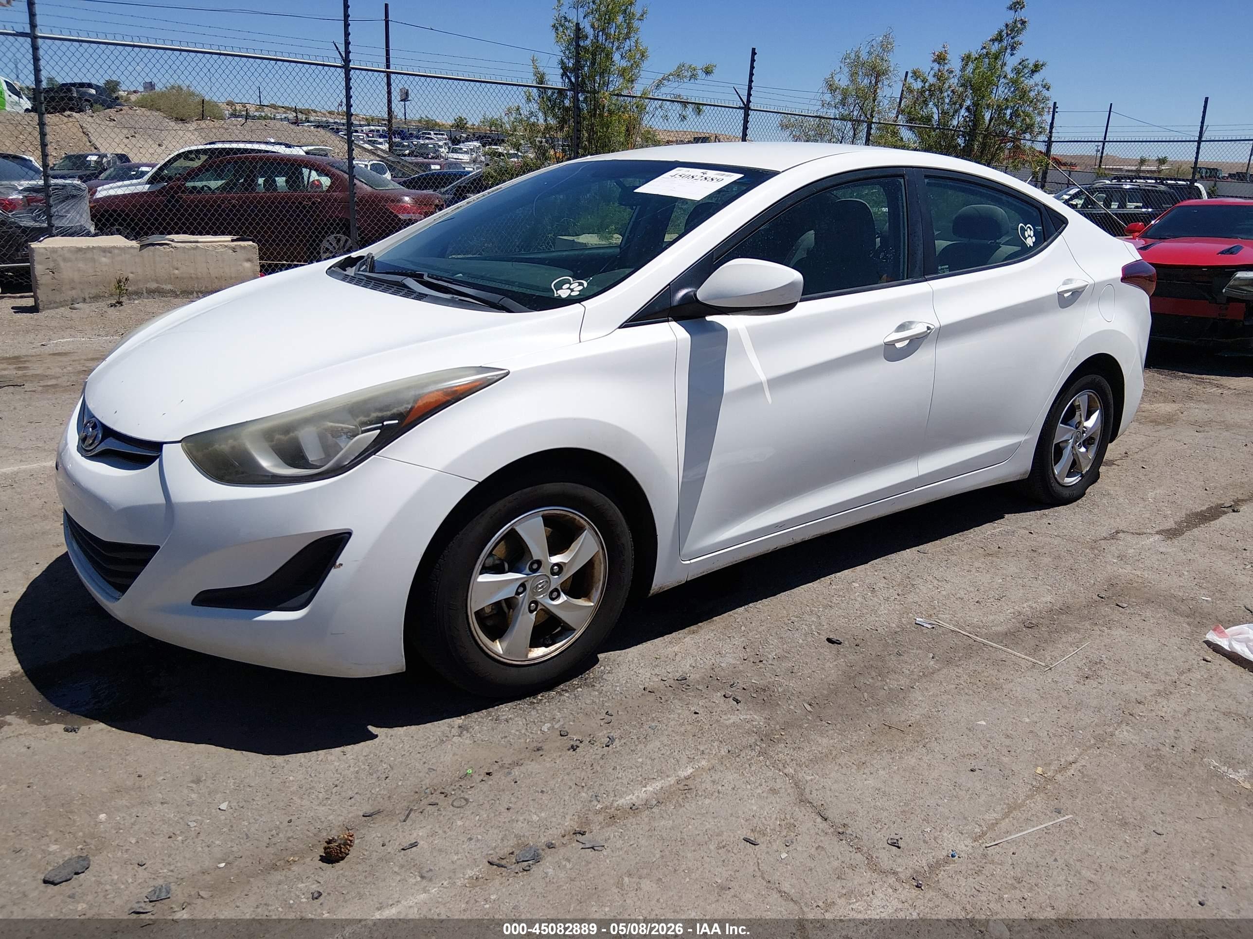 HYUNDAI ELANTRA image 2