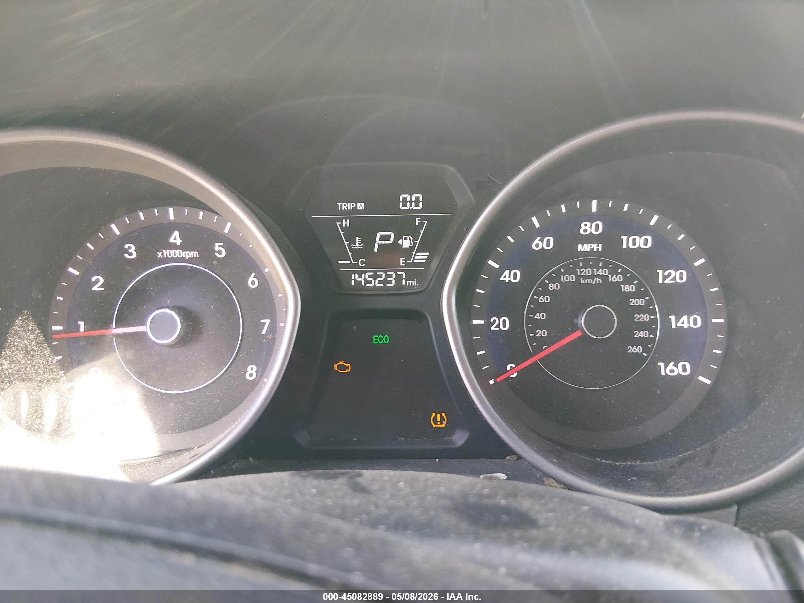 HYUNDAI ELANTRA image 7