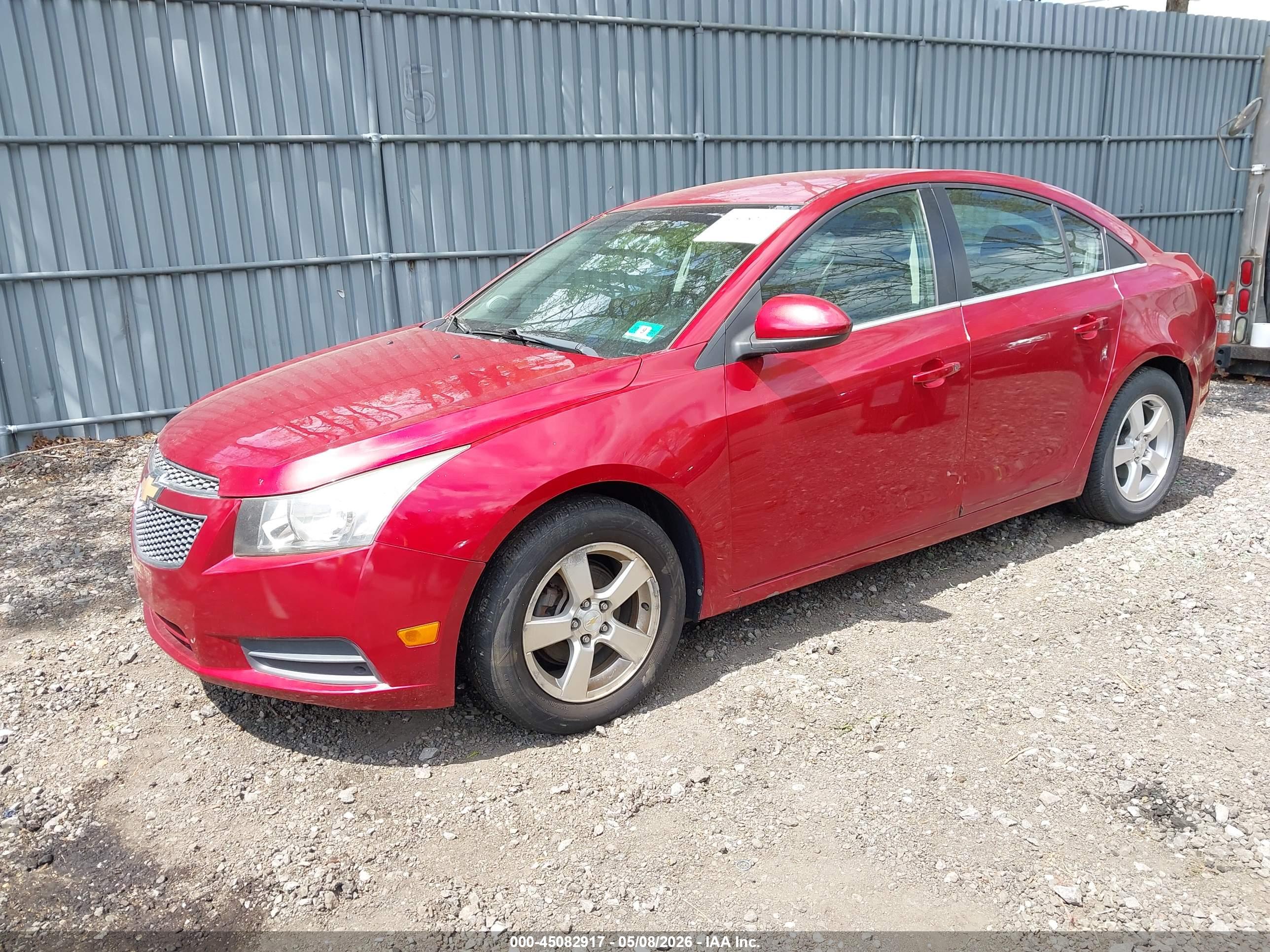 CHEVROLET CRUZE image 2