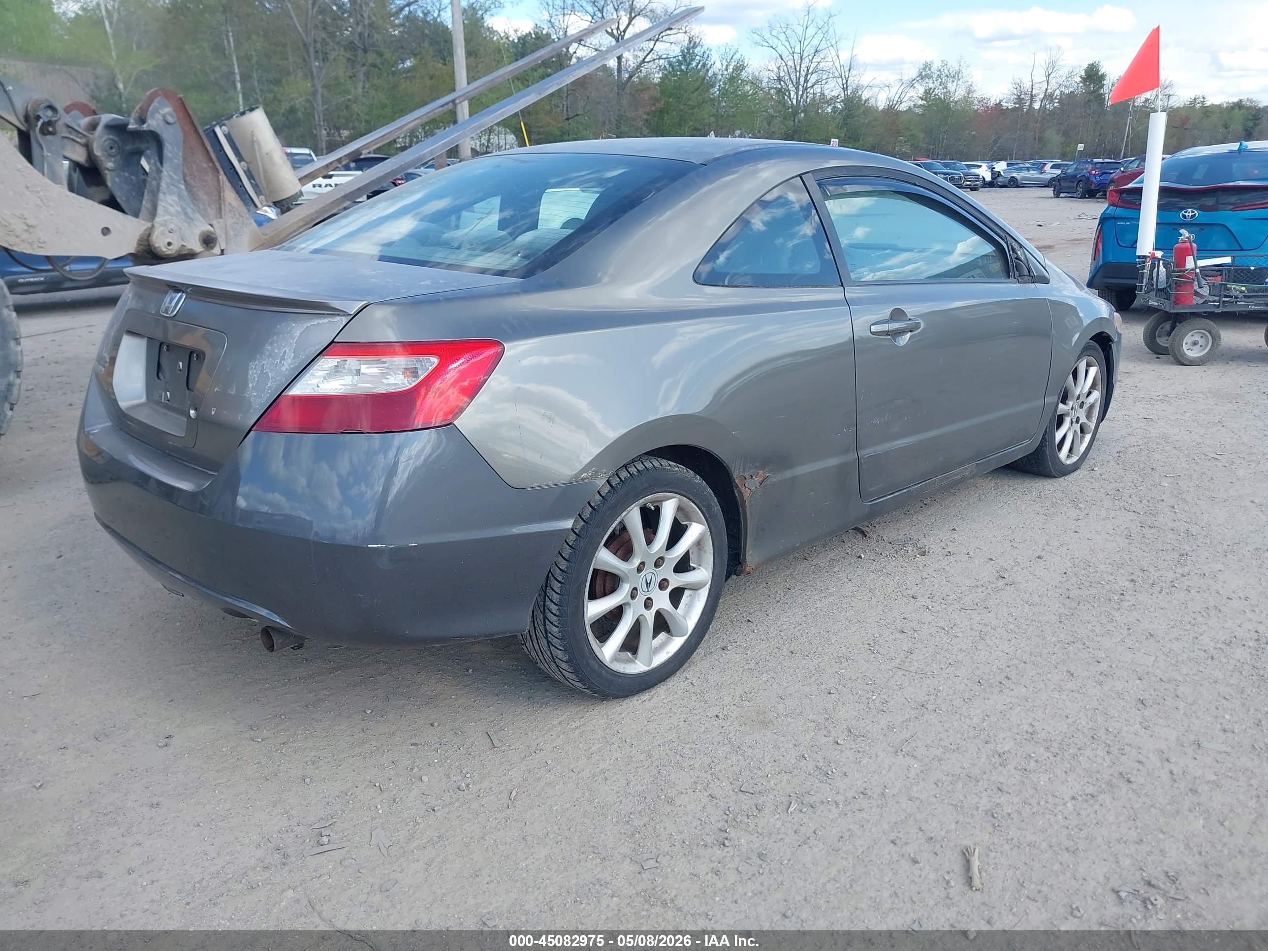 HONDA CIVIC image 4