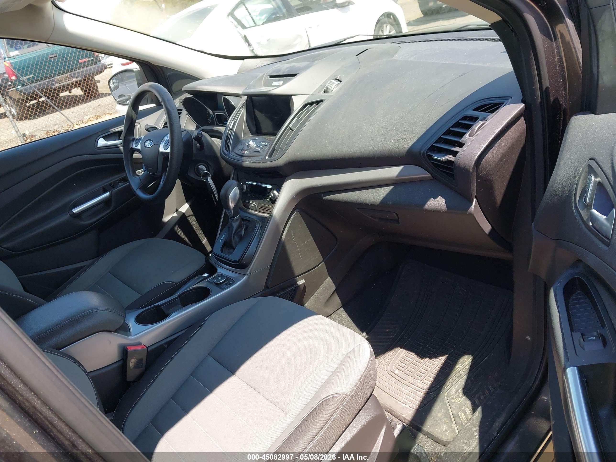FORD ESCAPE image 5