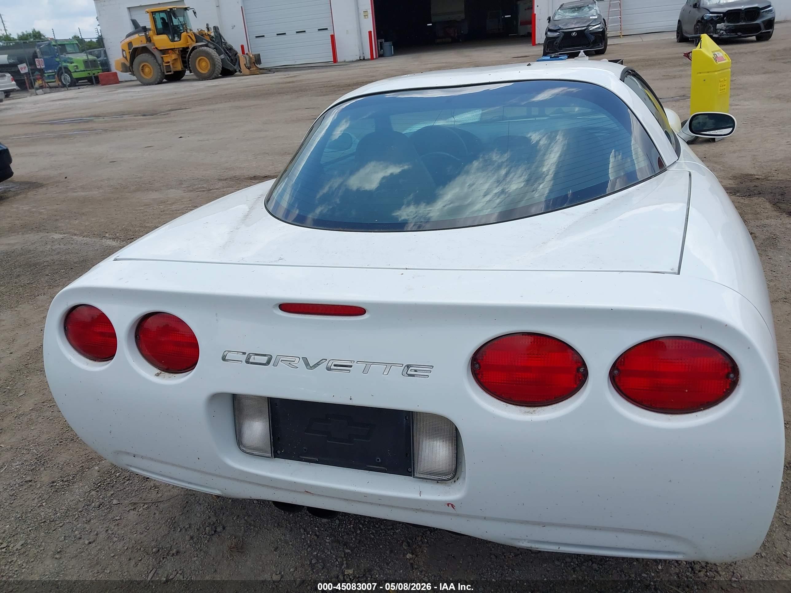 CHEVROLET CORVETTE image 8