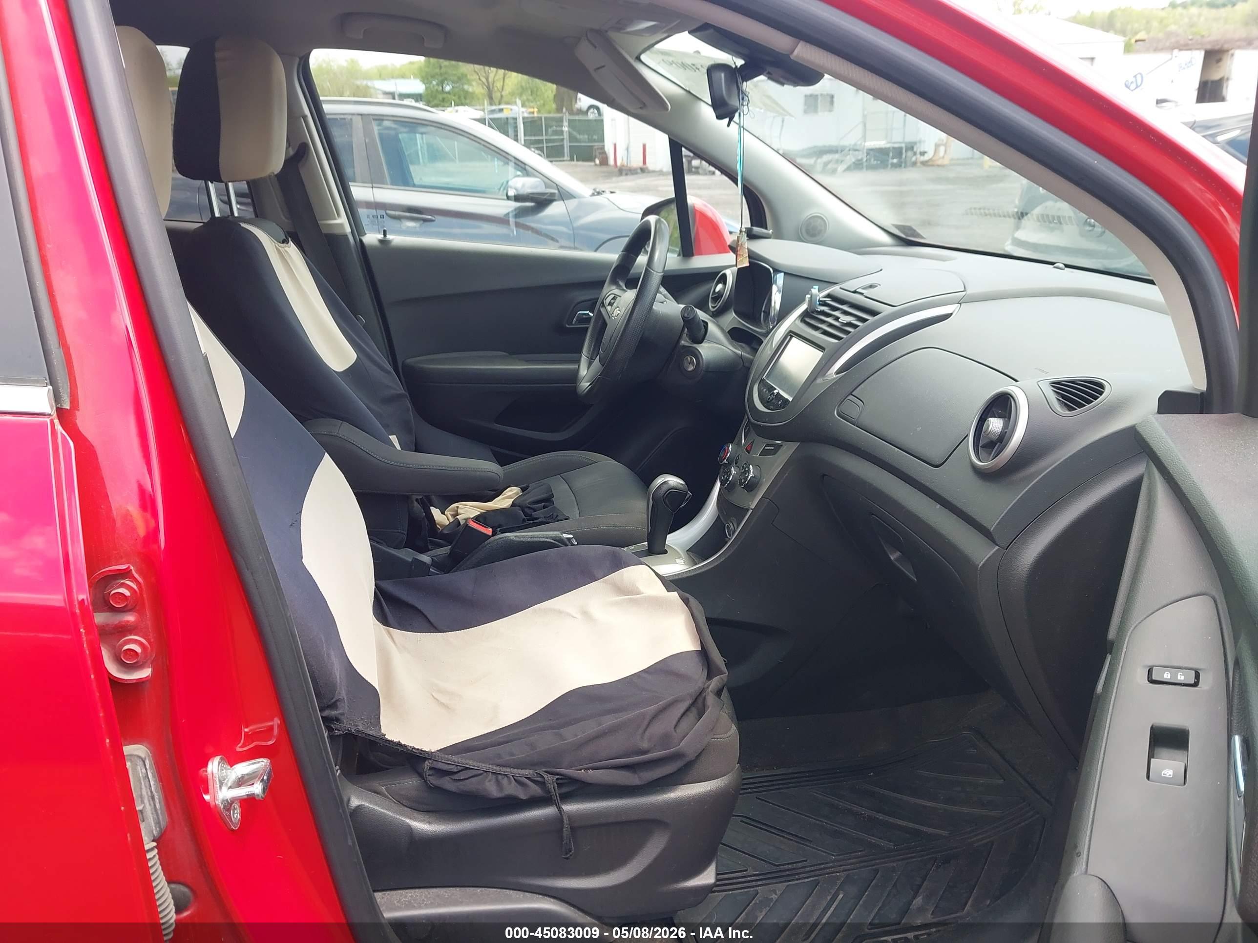CHEVROLET TRAX image 5