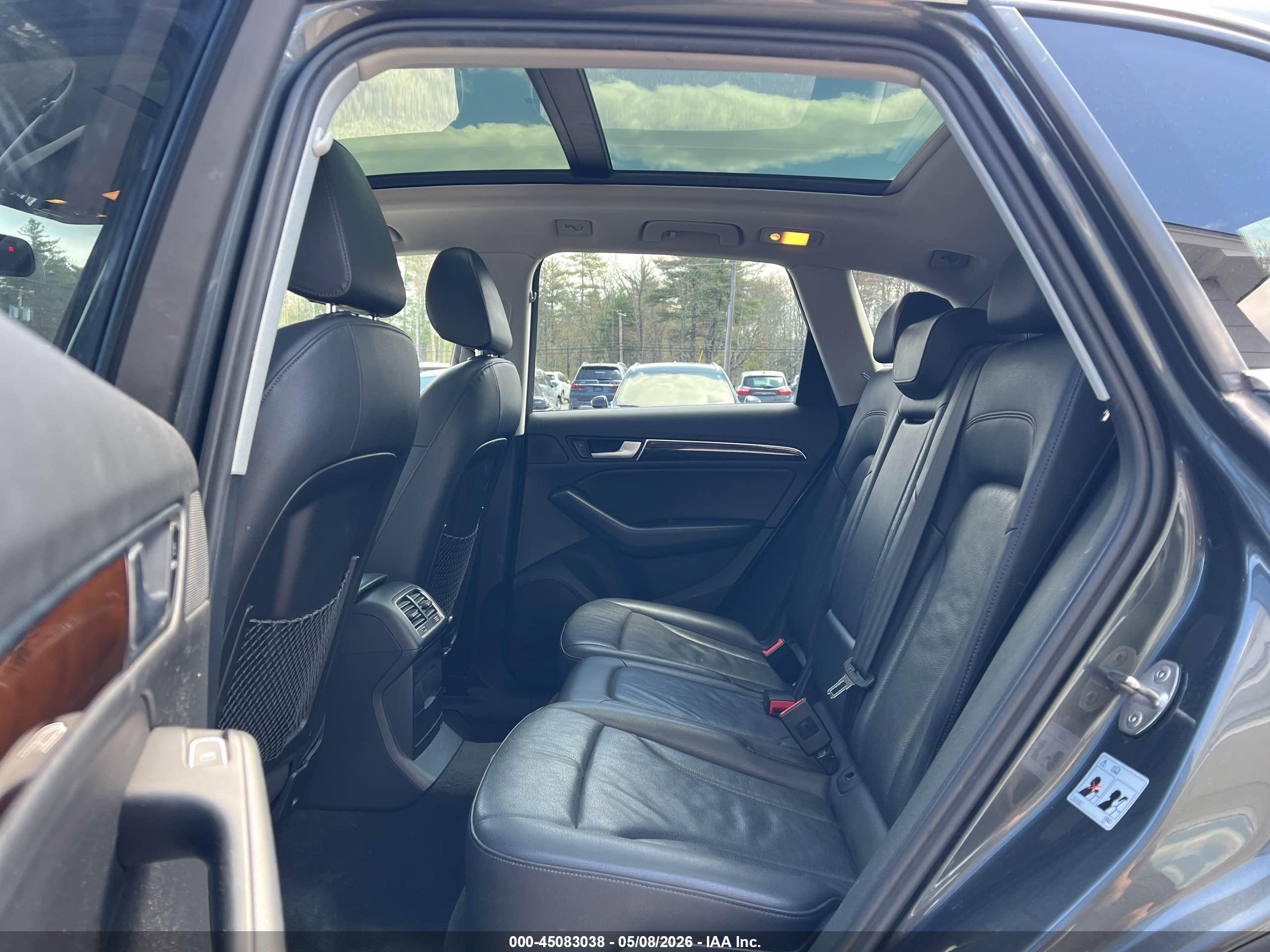AUDI Q5 image 8