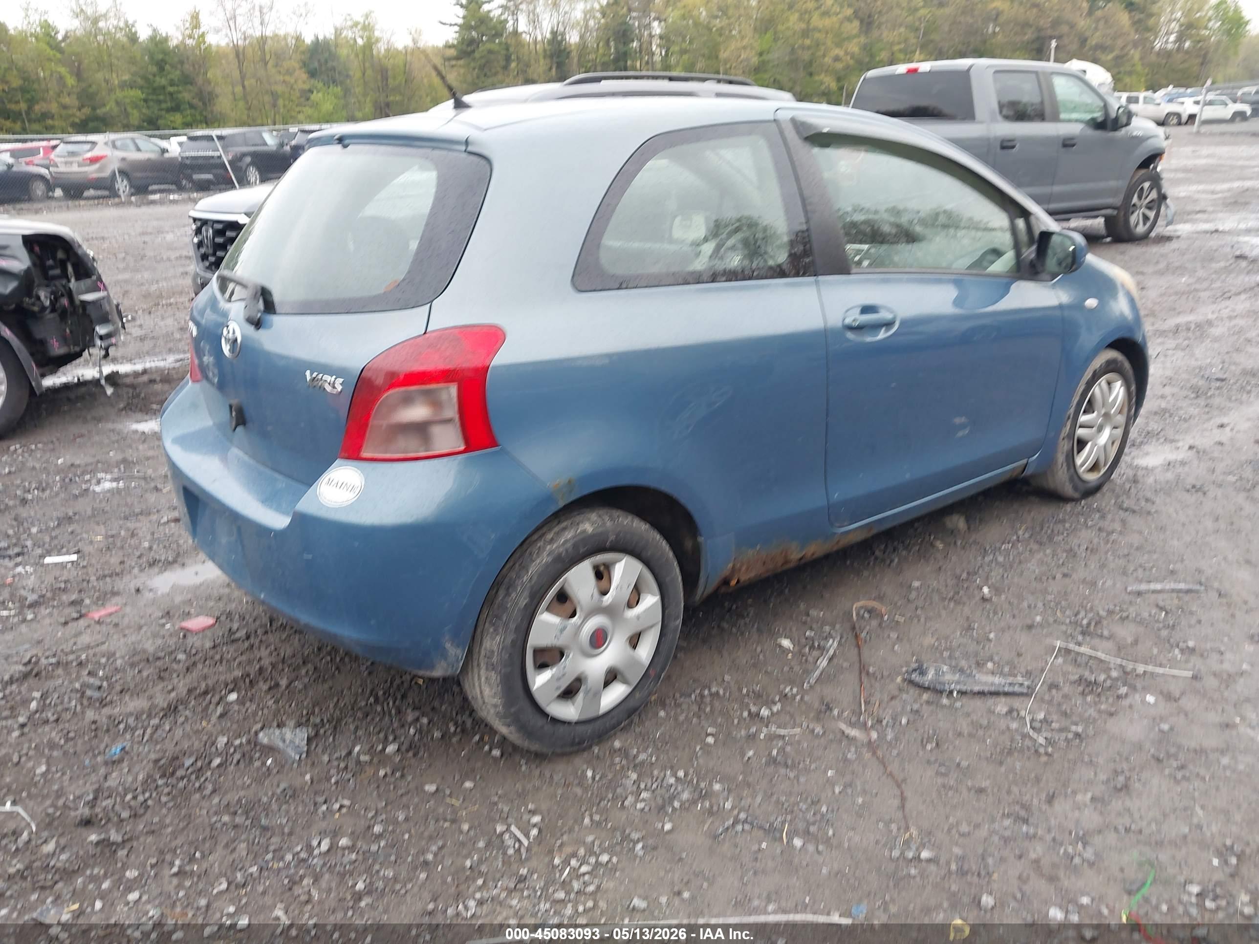 TOYOTA YARIS image 4