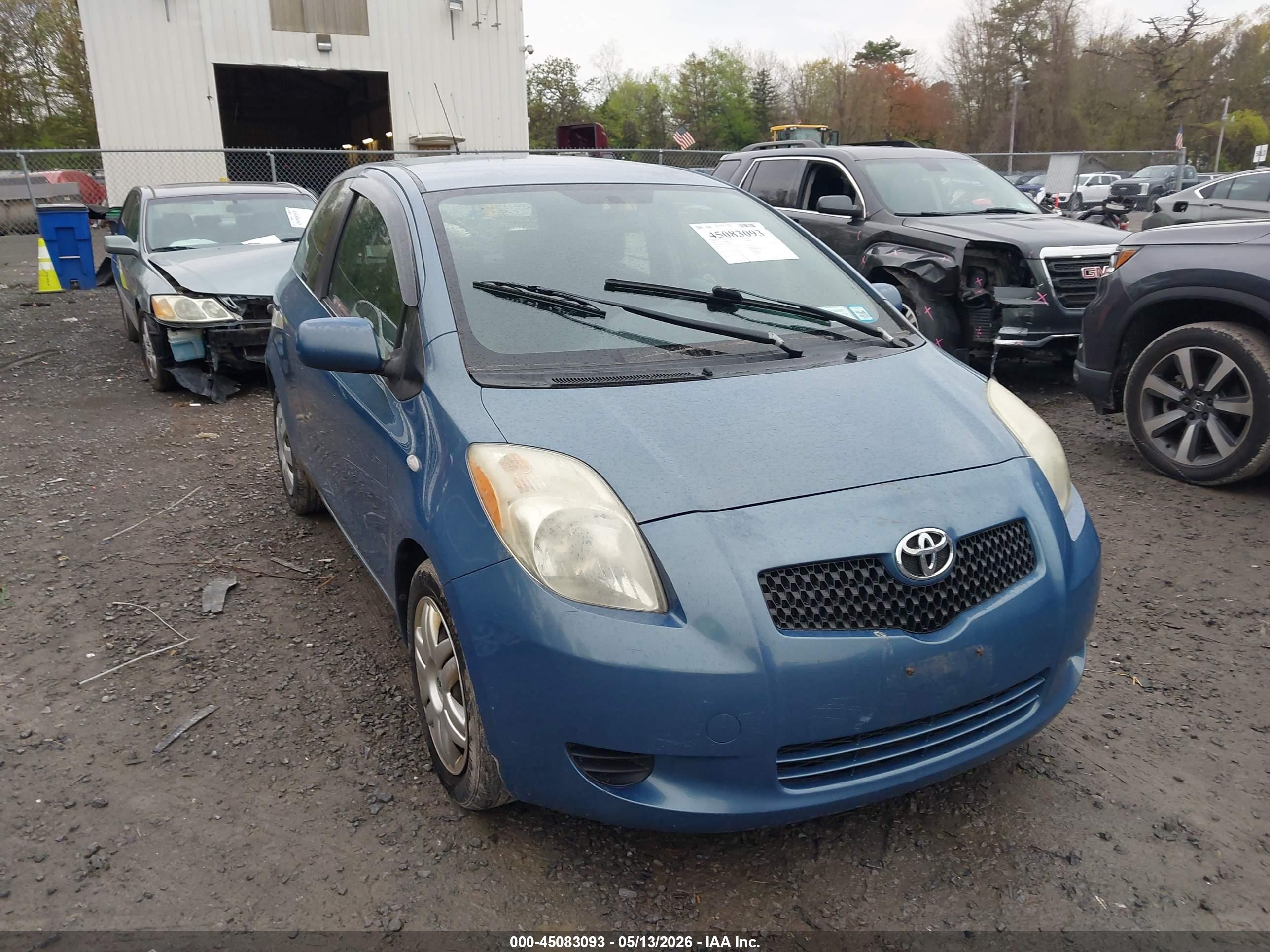 TOYOTA YARIS image 6