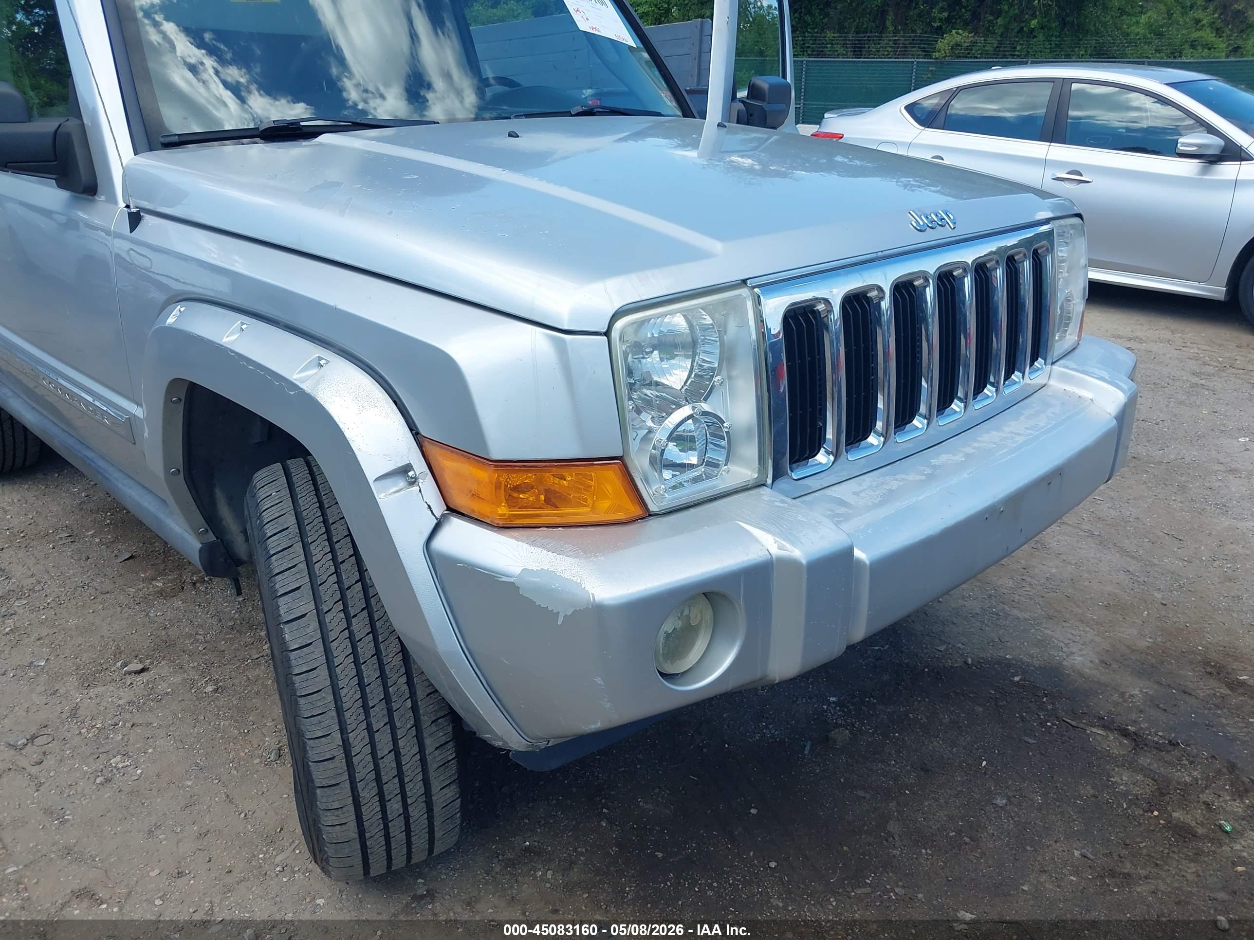 JEEP COMMANDER image 6