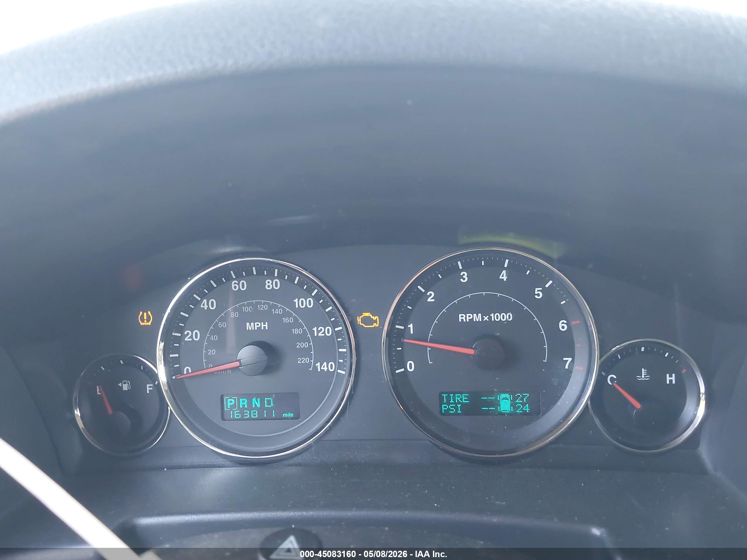JEEP COMMANDER image 7