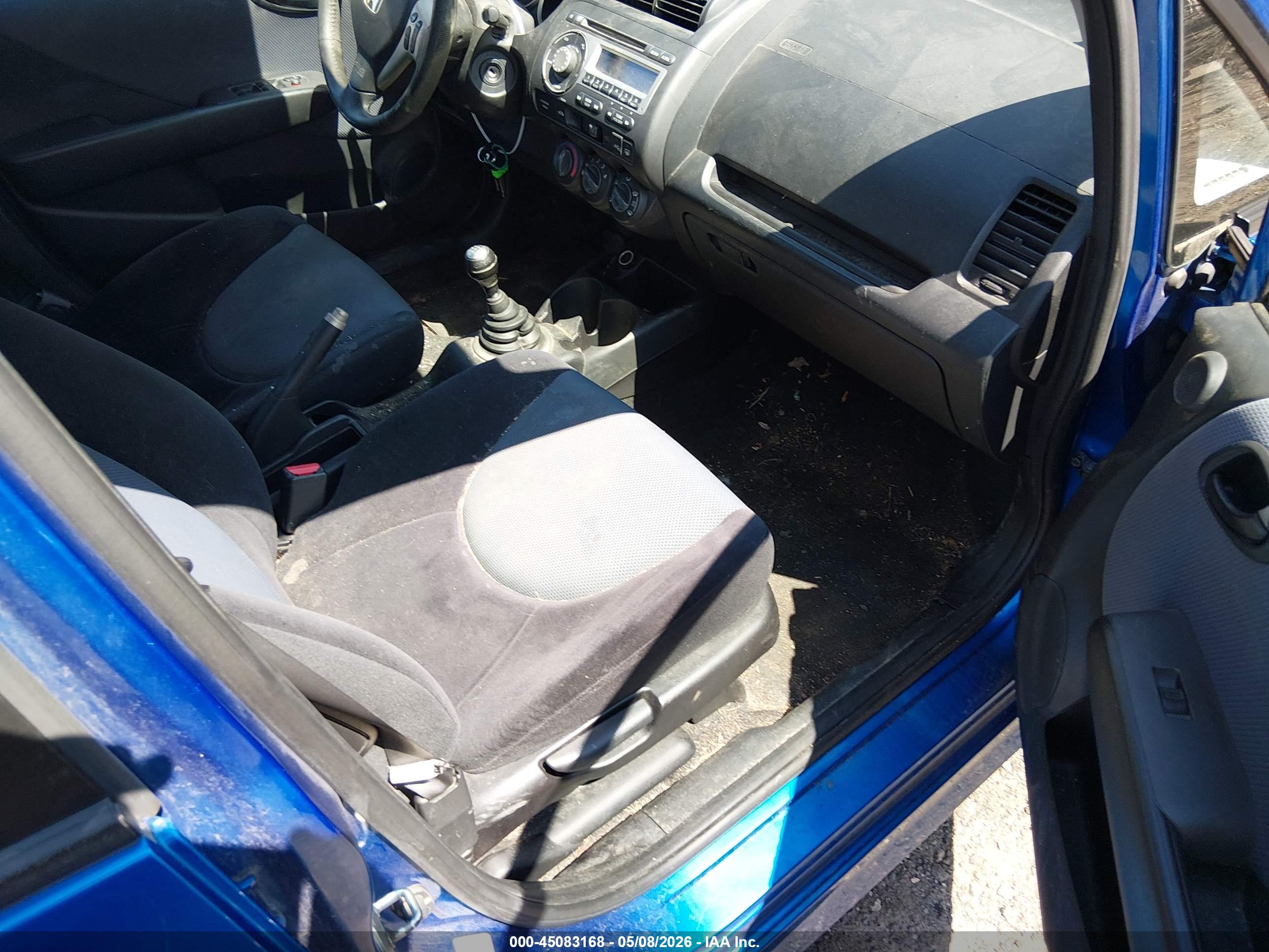 HONDA FIT image 5