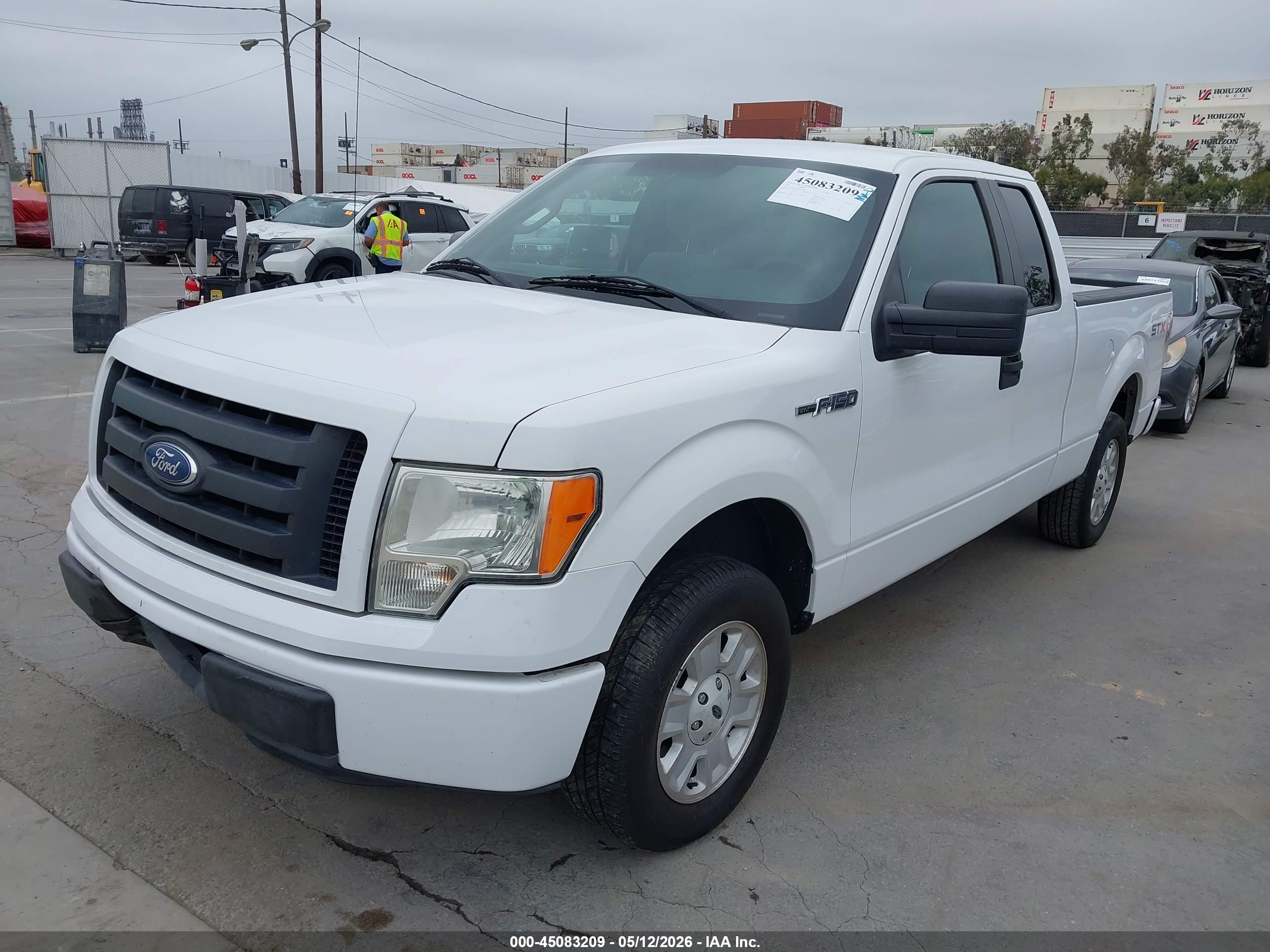 FORD F-150 image 2