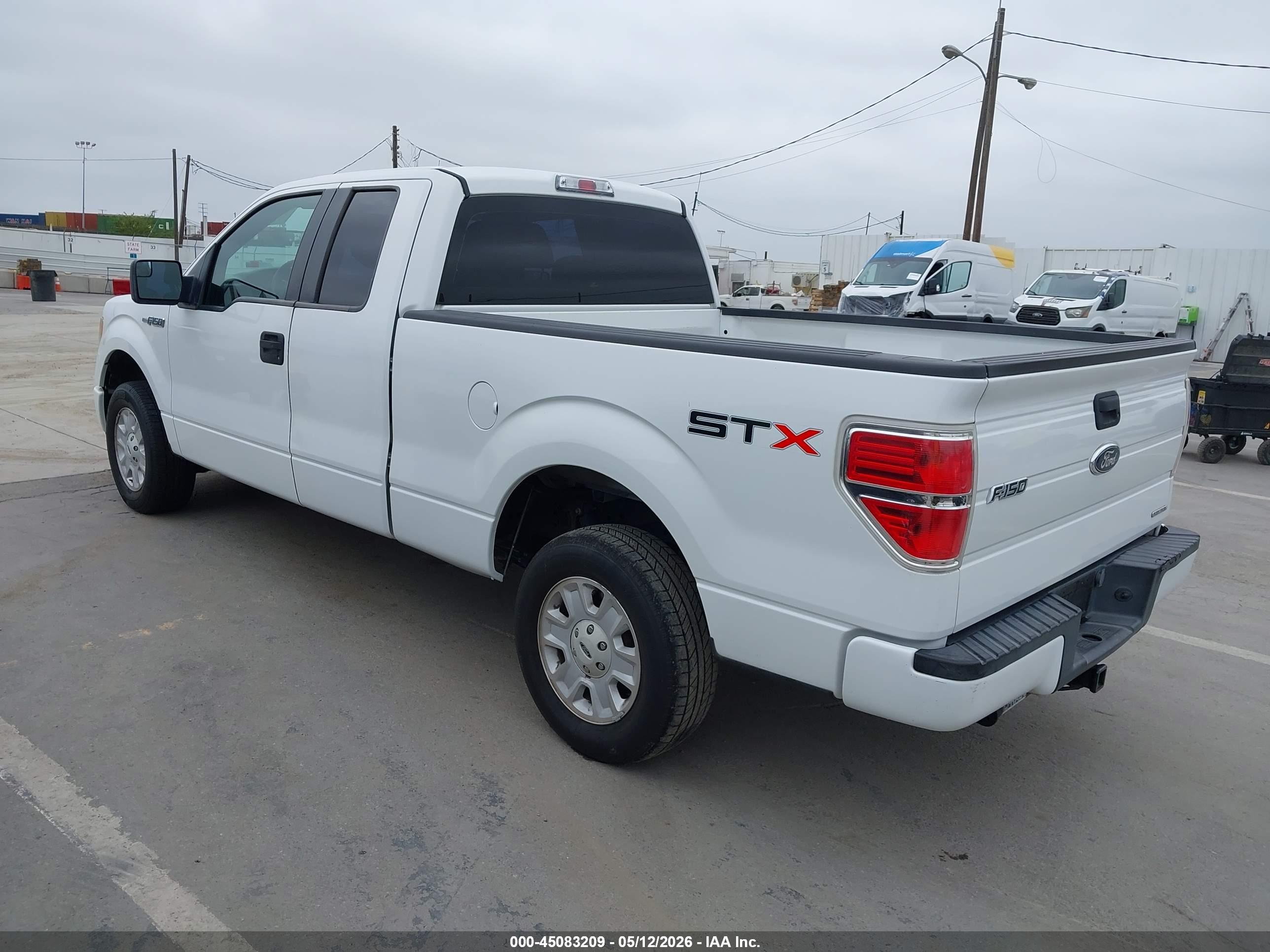 FORD F-150 image 3