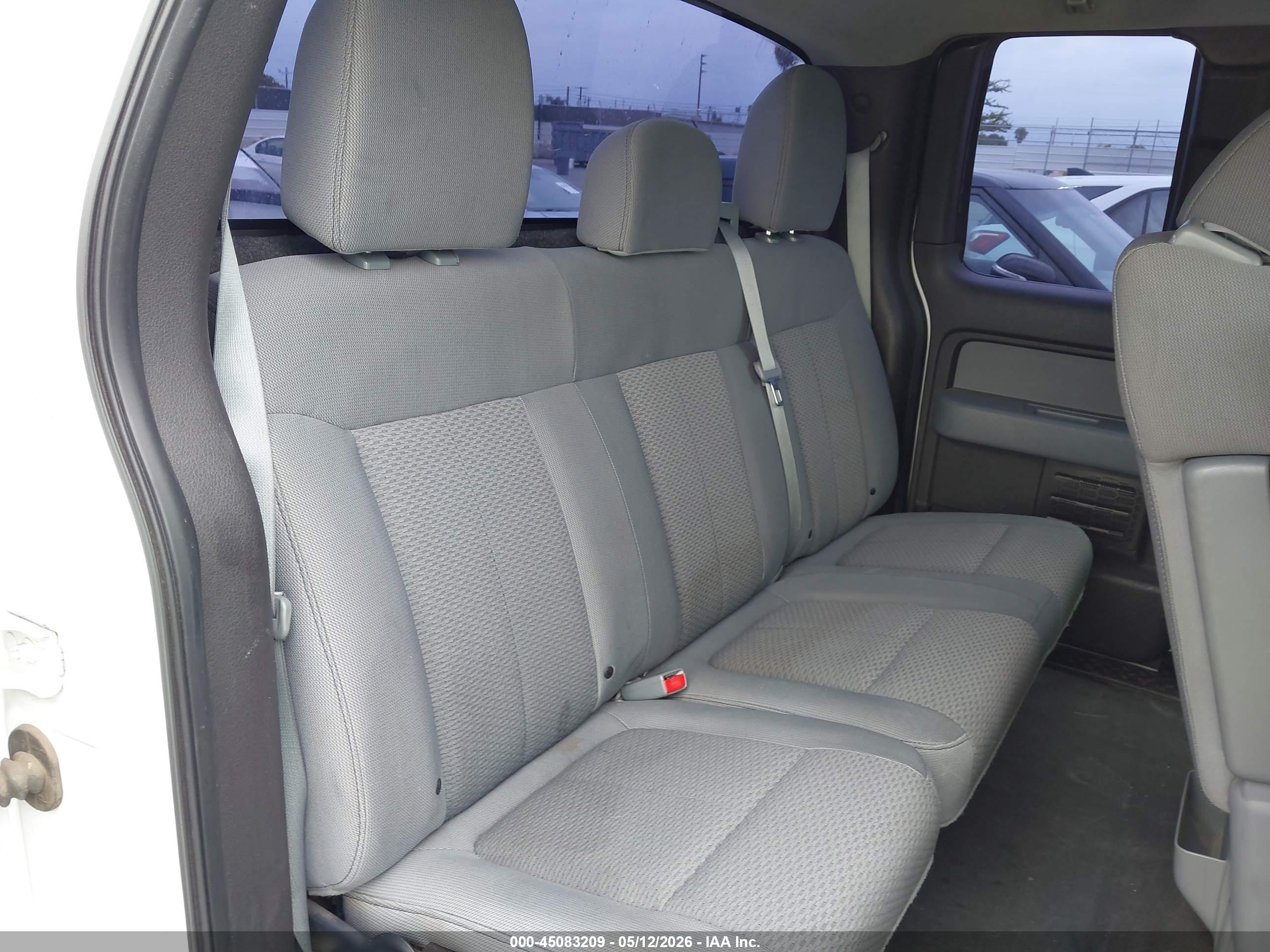 FORD F-150 image 8