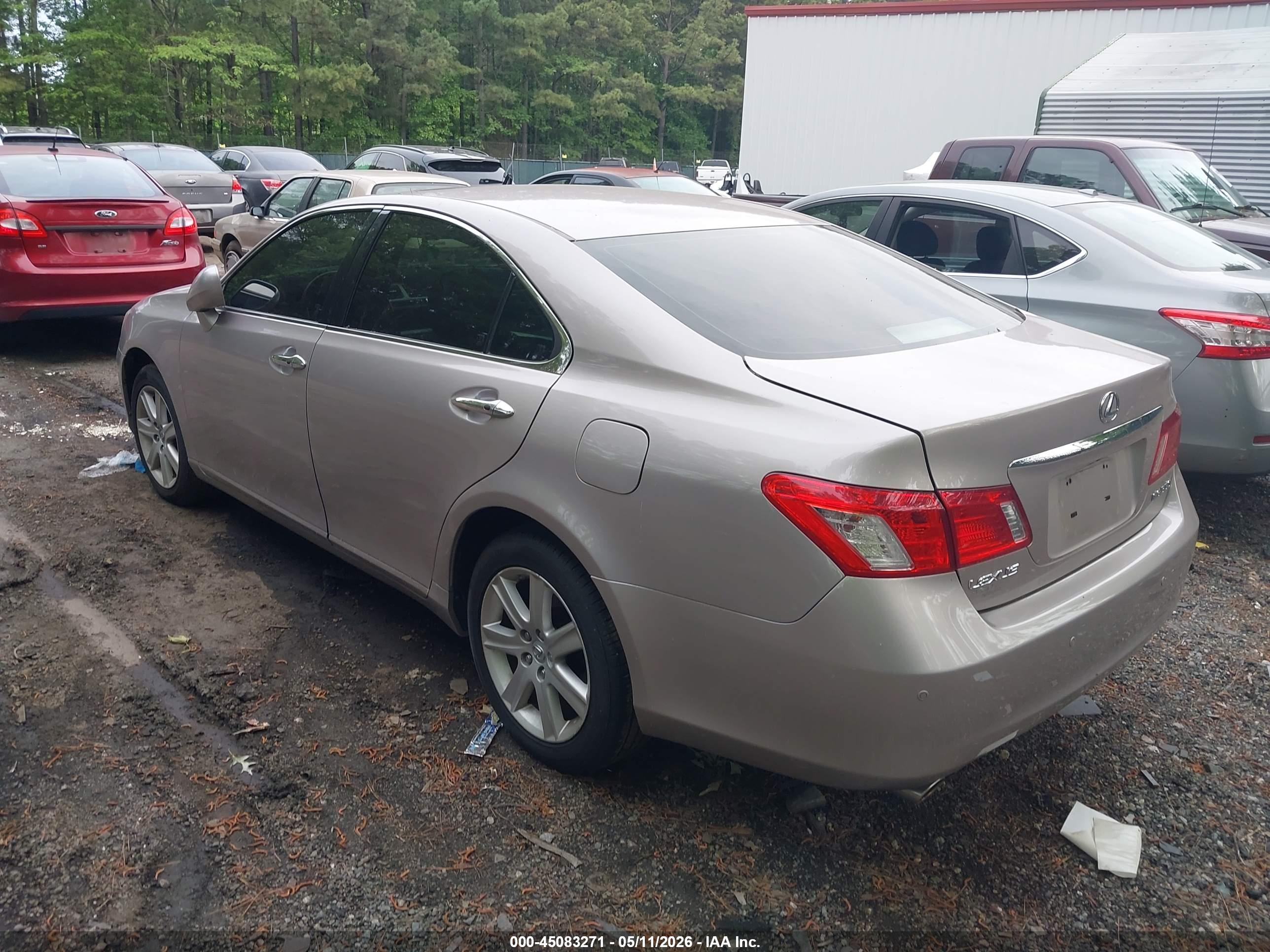 LEXUS ES image 3