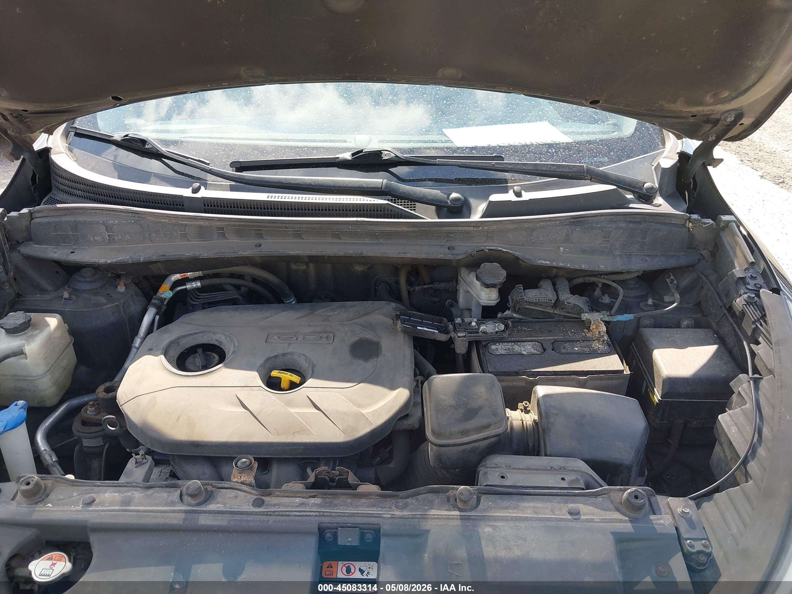 HYUNDAI TUCSON image 10