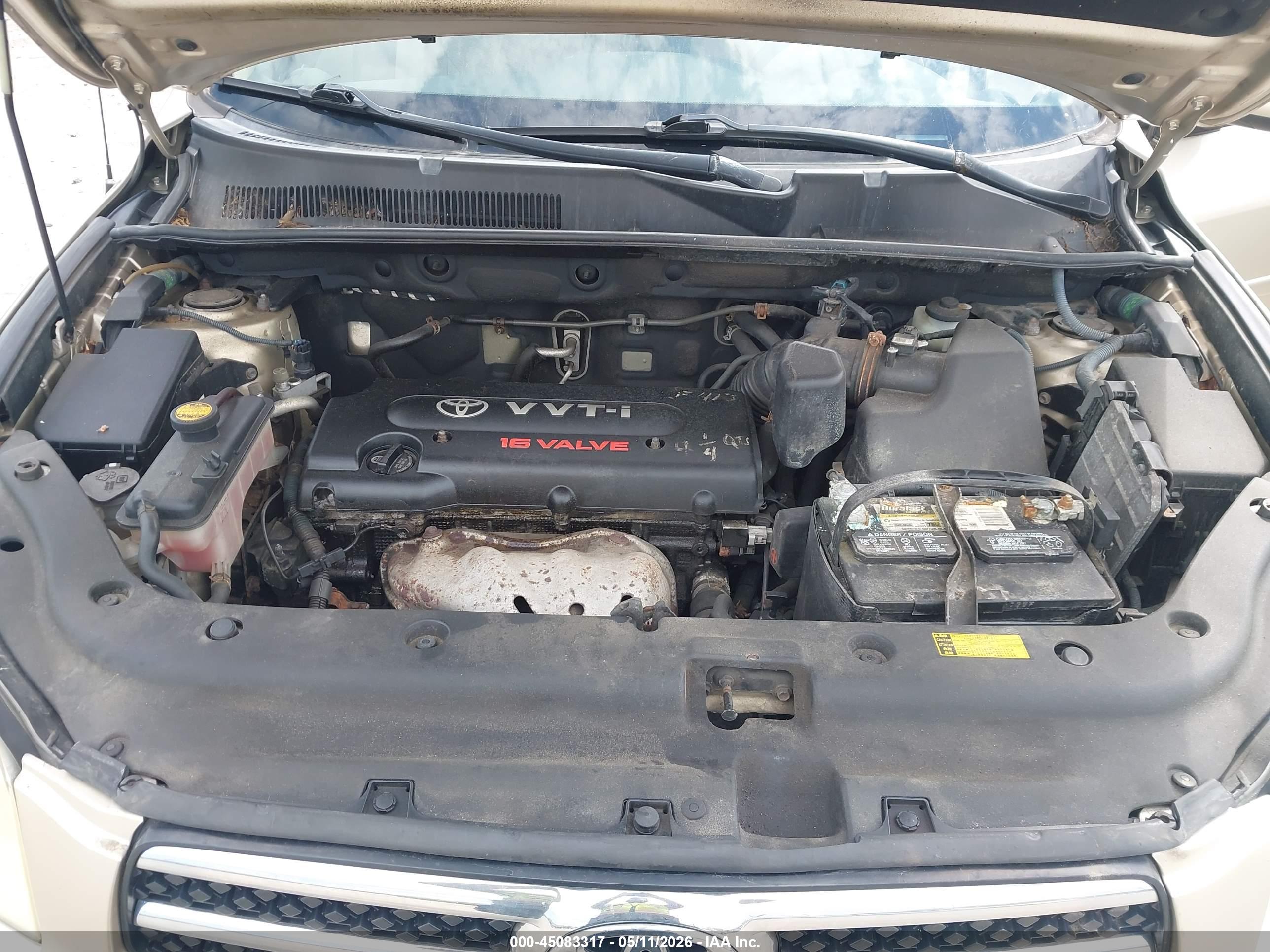 TOYOTA RAV4 image 10