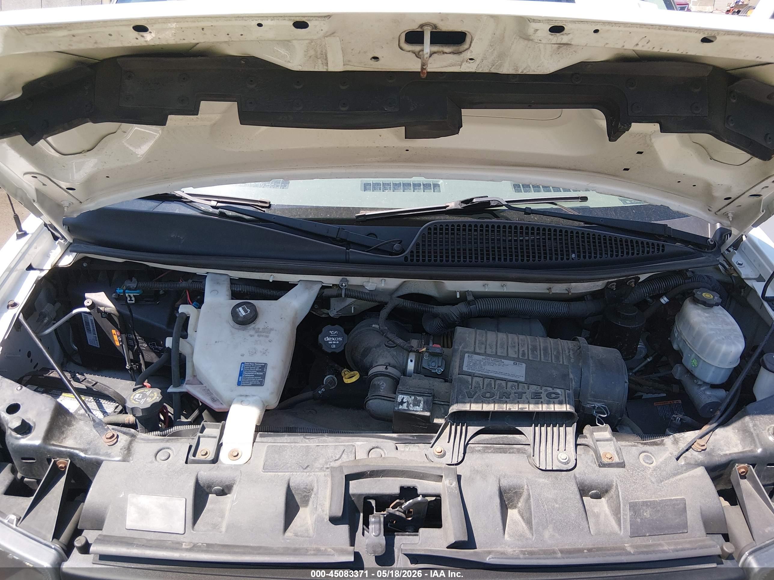 CHEVROLET EXPRESS image 10