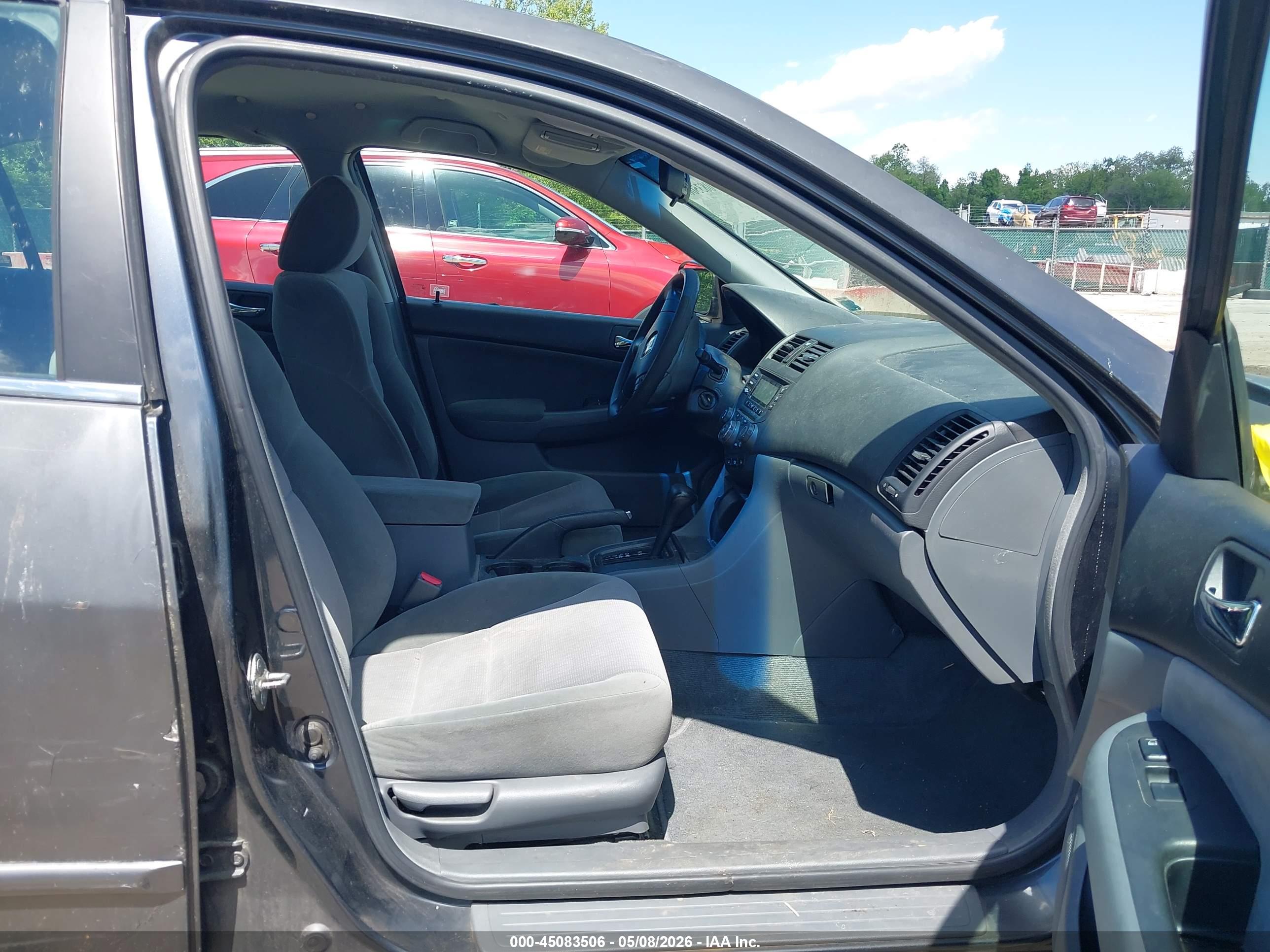 HONDA ACCORD image 5