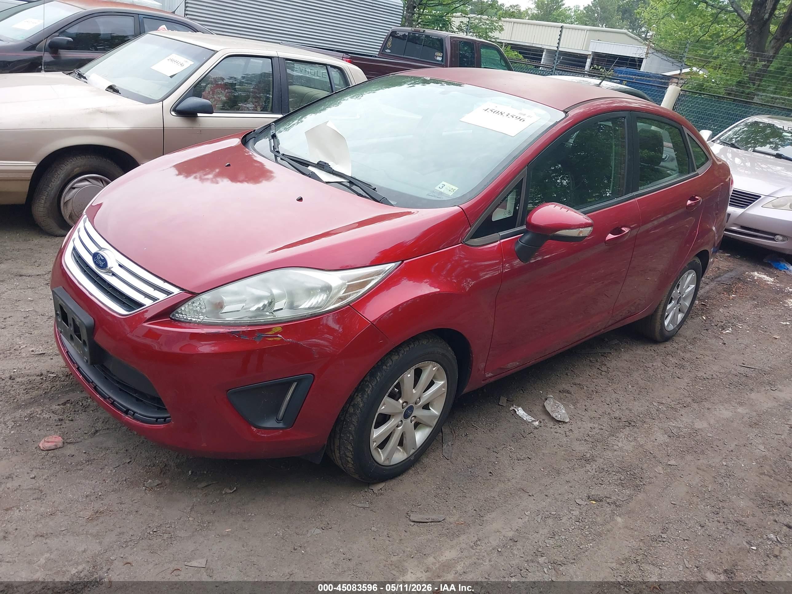 FORD FIESTA image 2