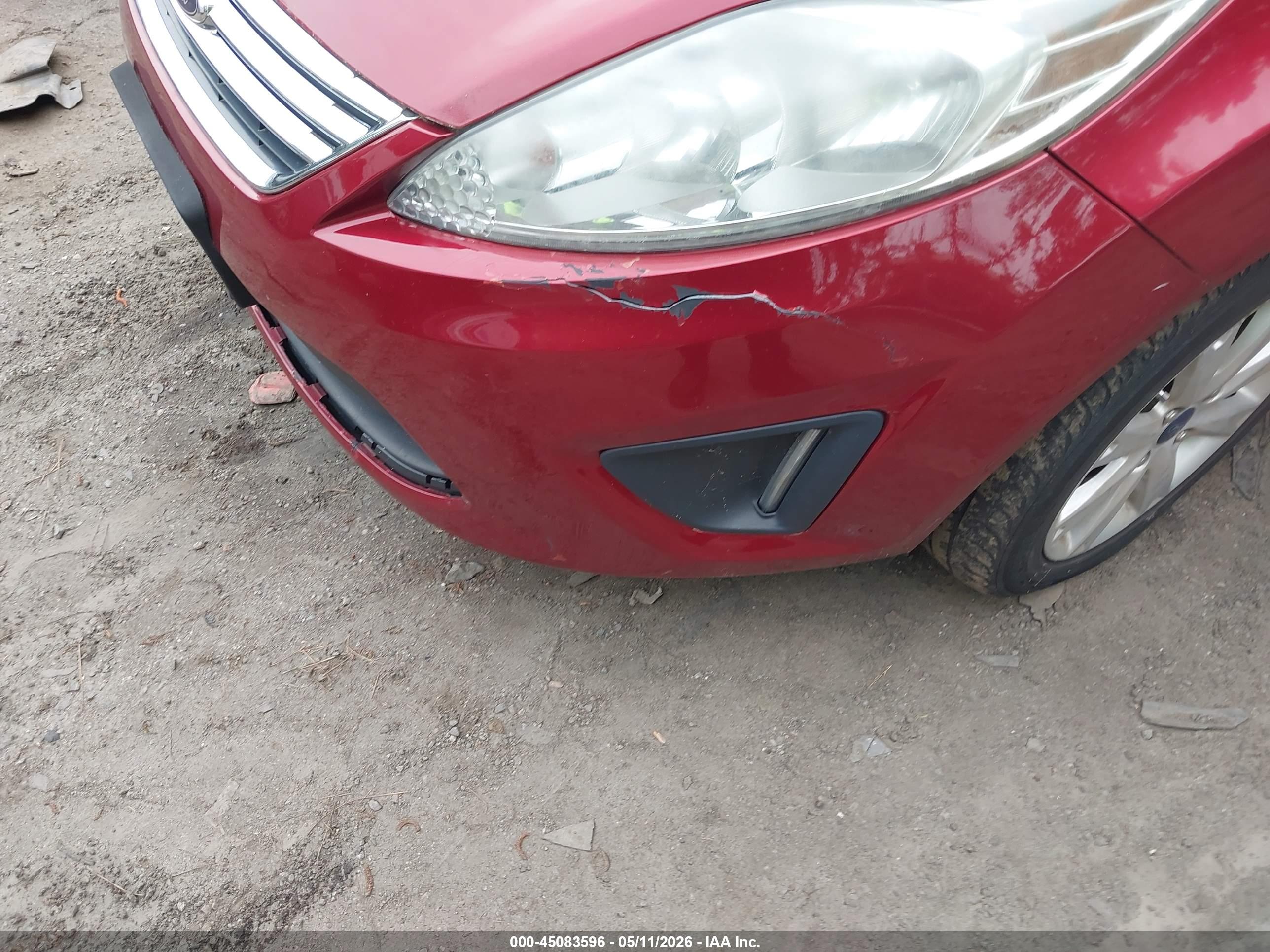 FORD FIESTA image 6