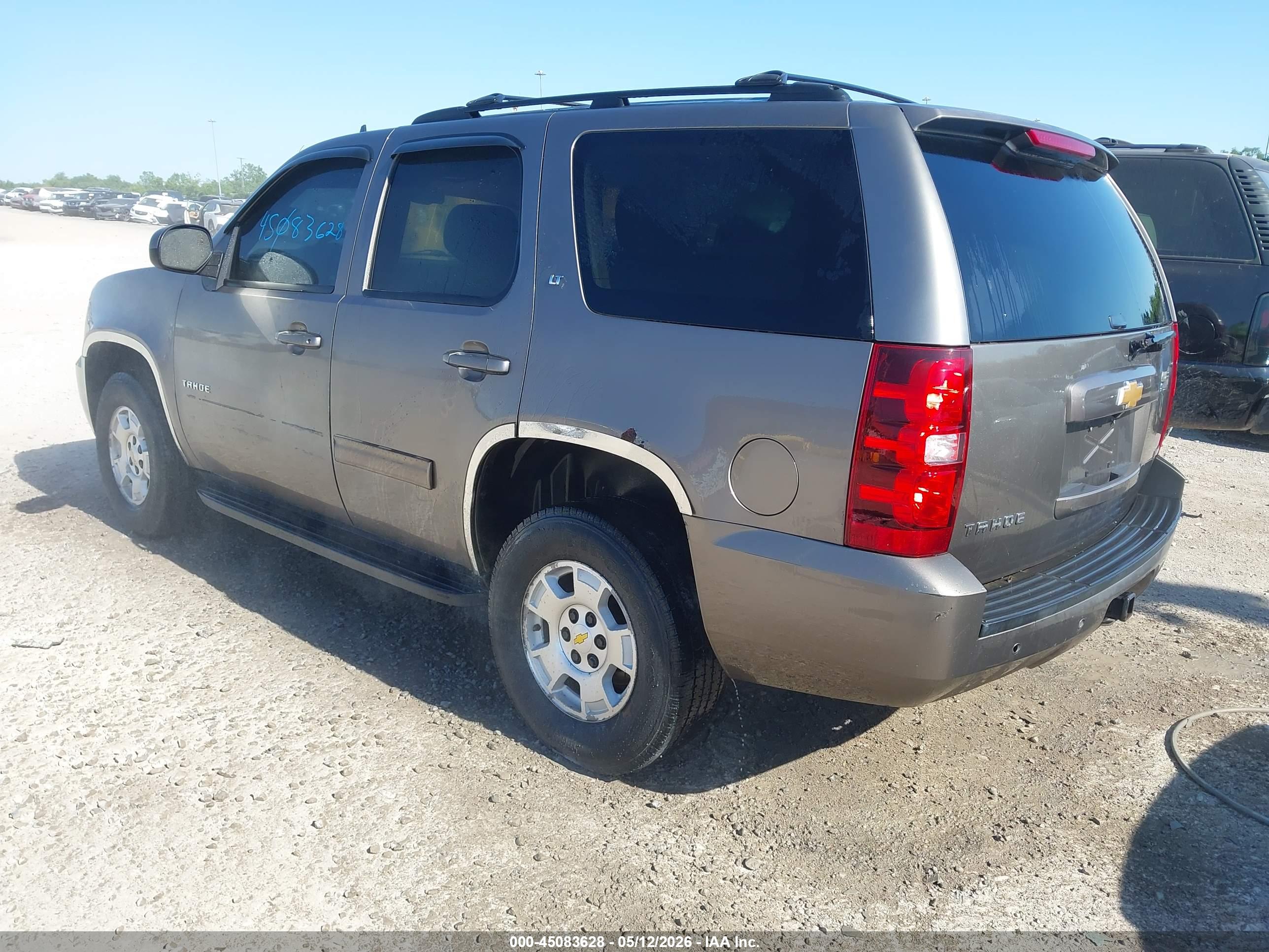 CHEVROLET TAHOE image 3