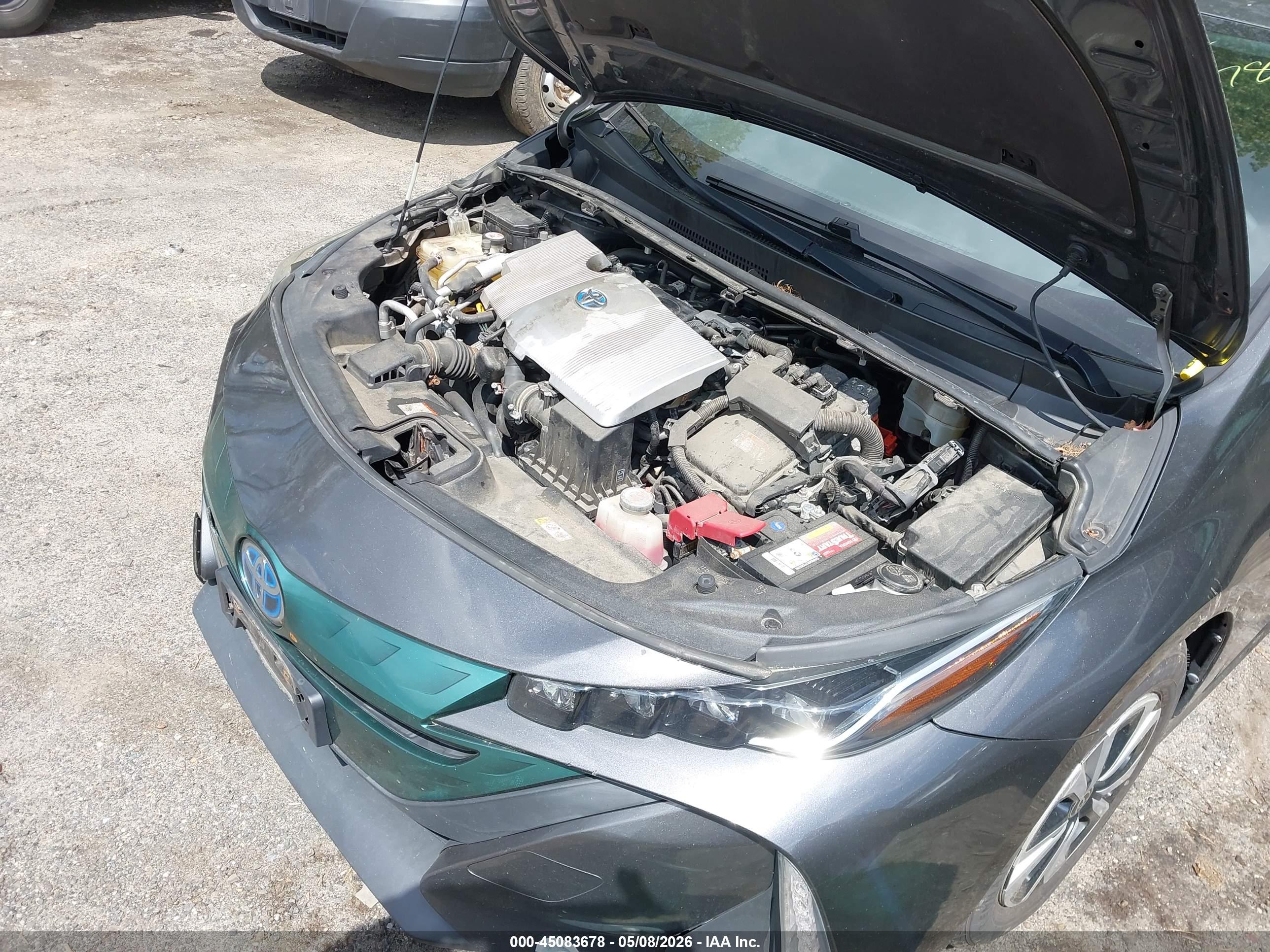 TOYOTA PRIUS image 10