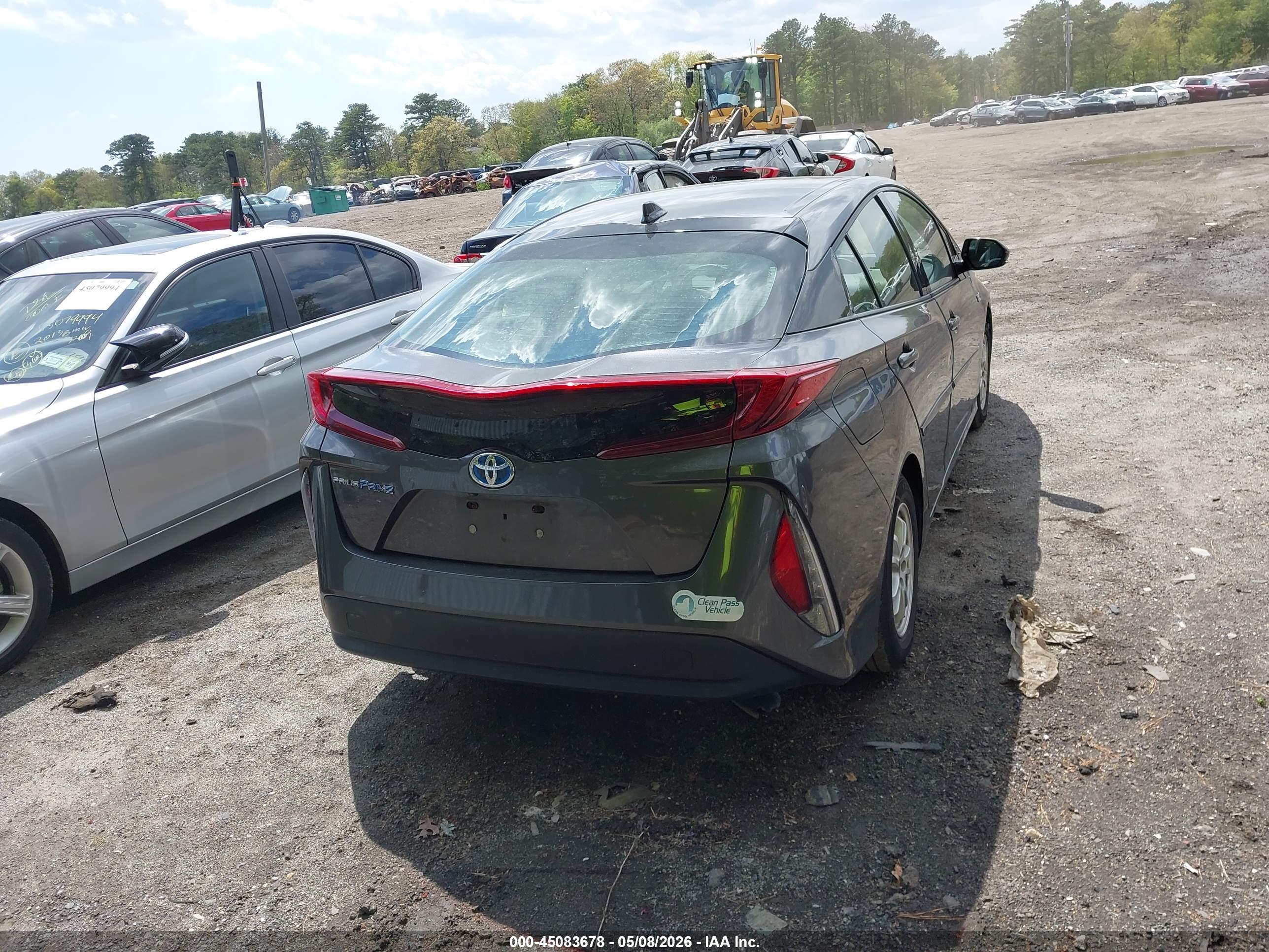 TOYOTA PRIUS image 4