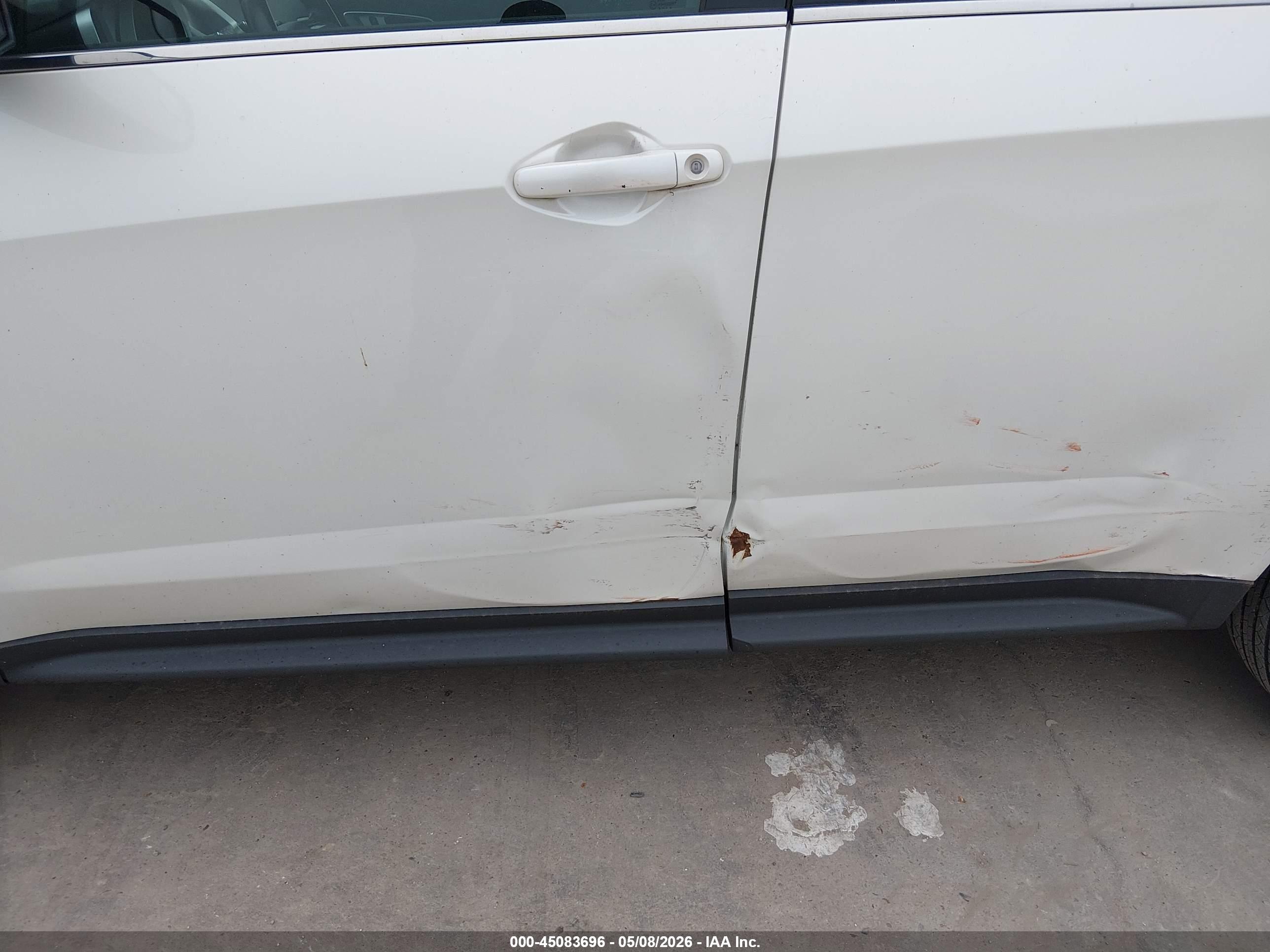 CHEVROLET EQUINOX image 6