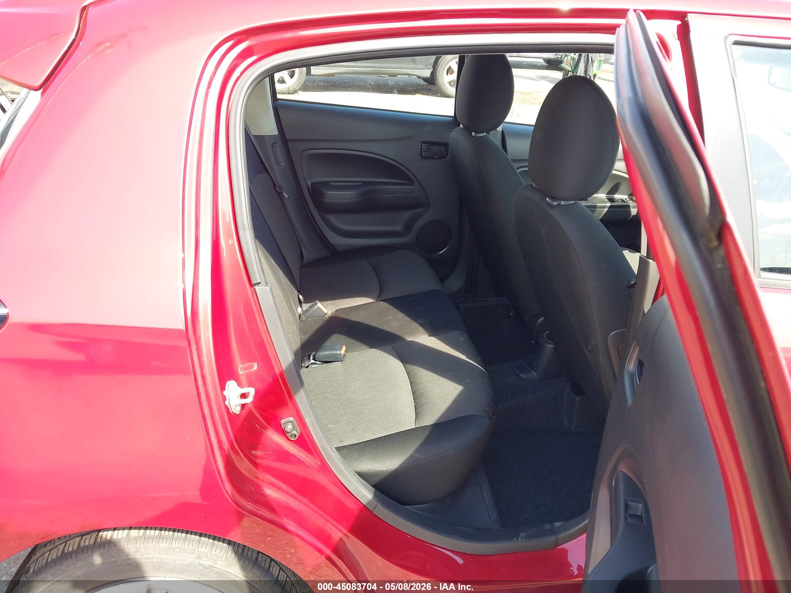 MITSUBISHI MIRAGE image 8