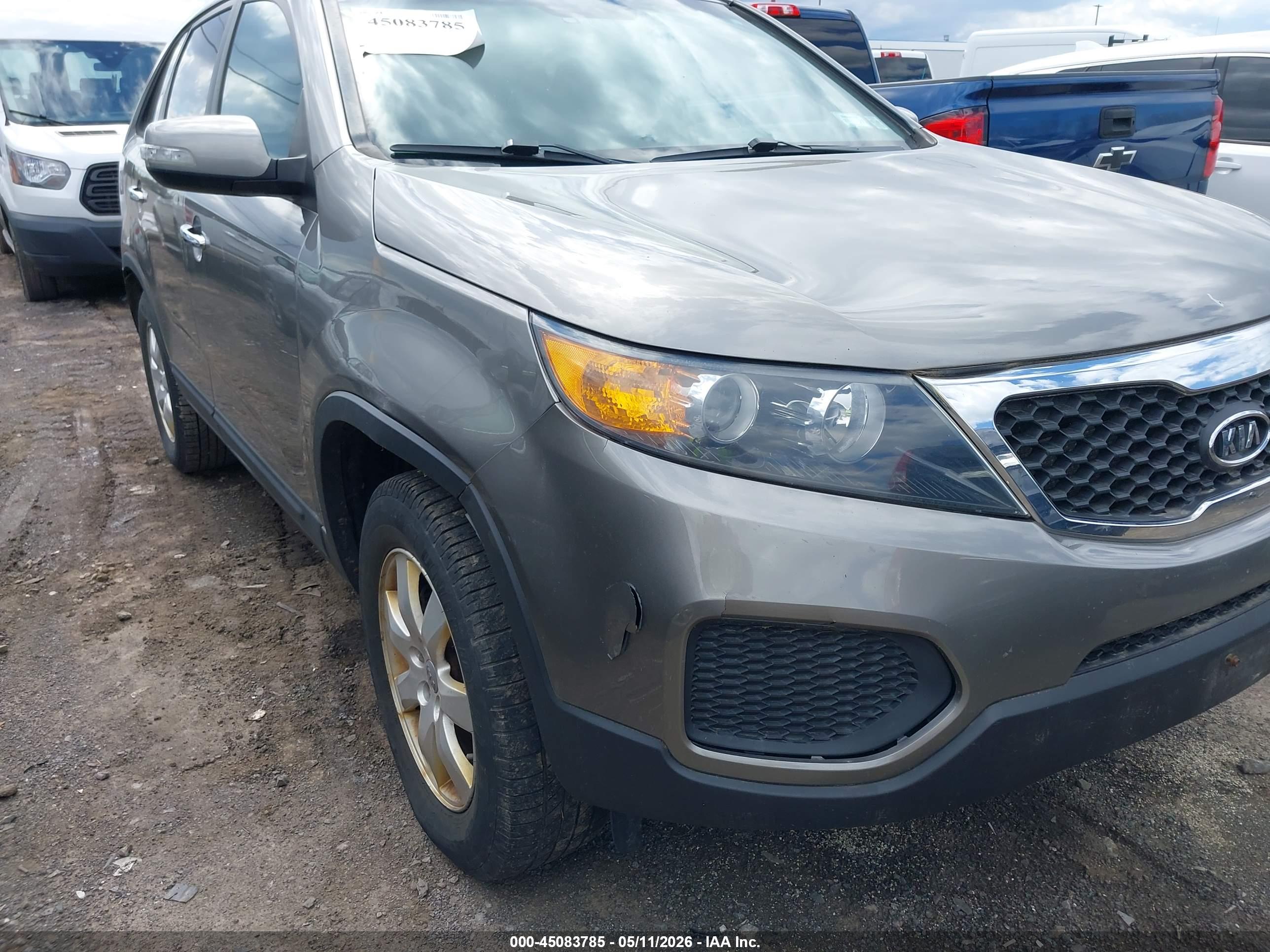 KIA SORENTO image 6