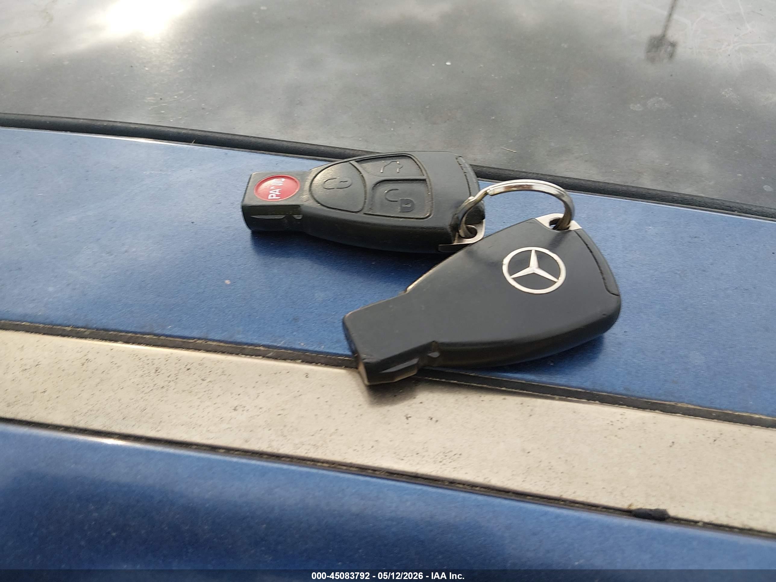 MERCEDES-BENZ C image 11