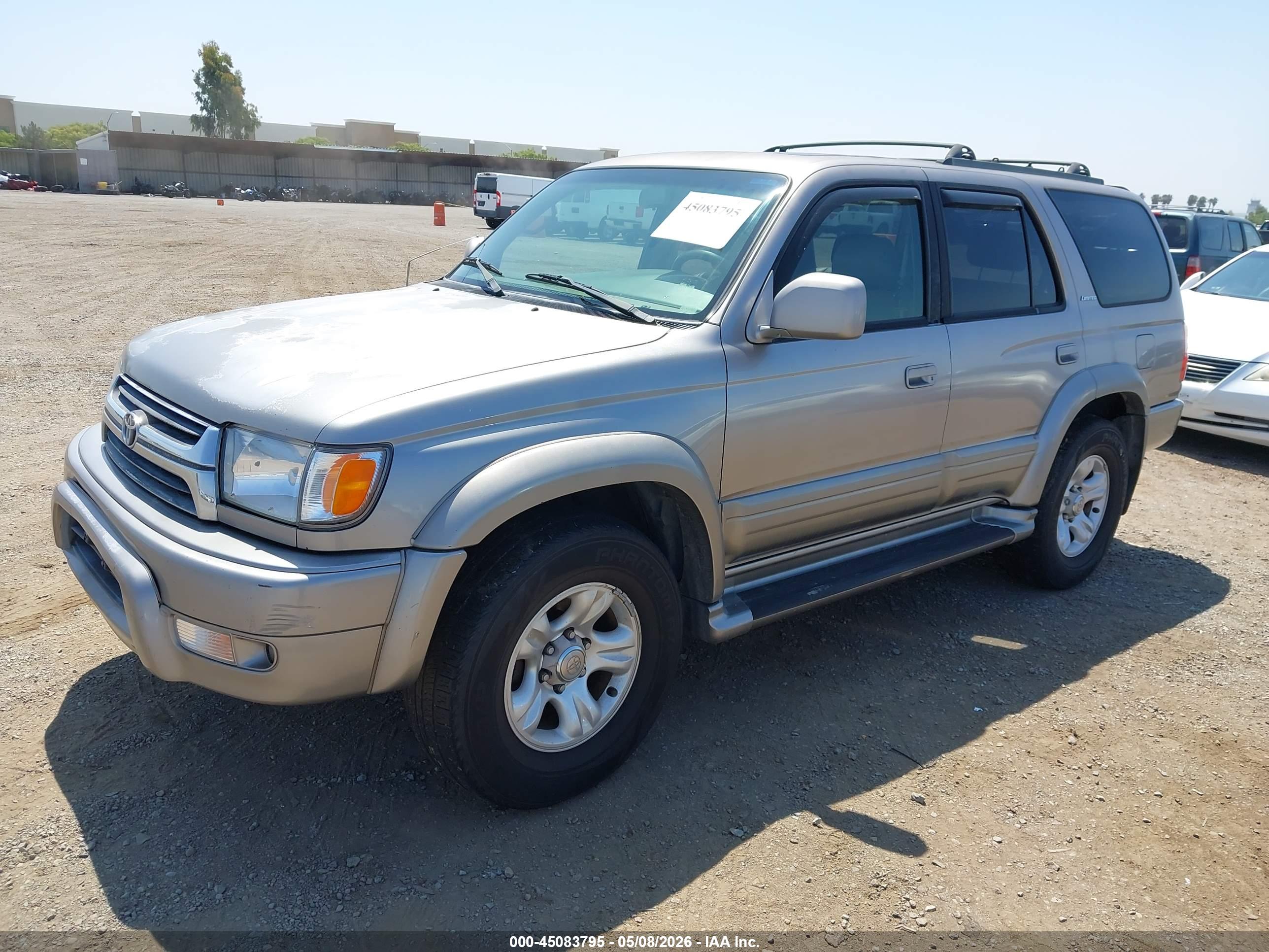 TOYOTA 4RUNNER image 2