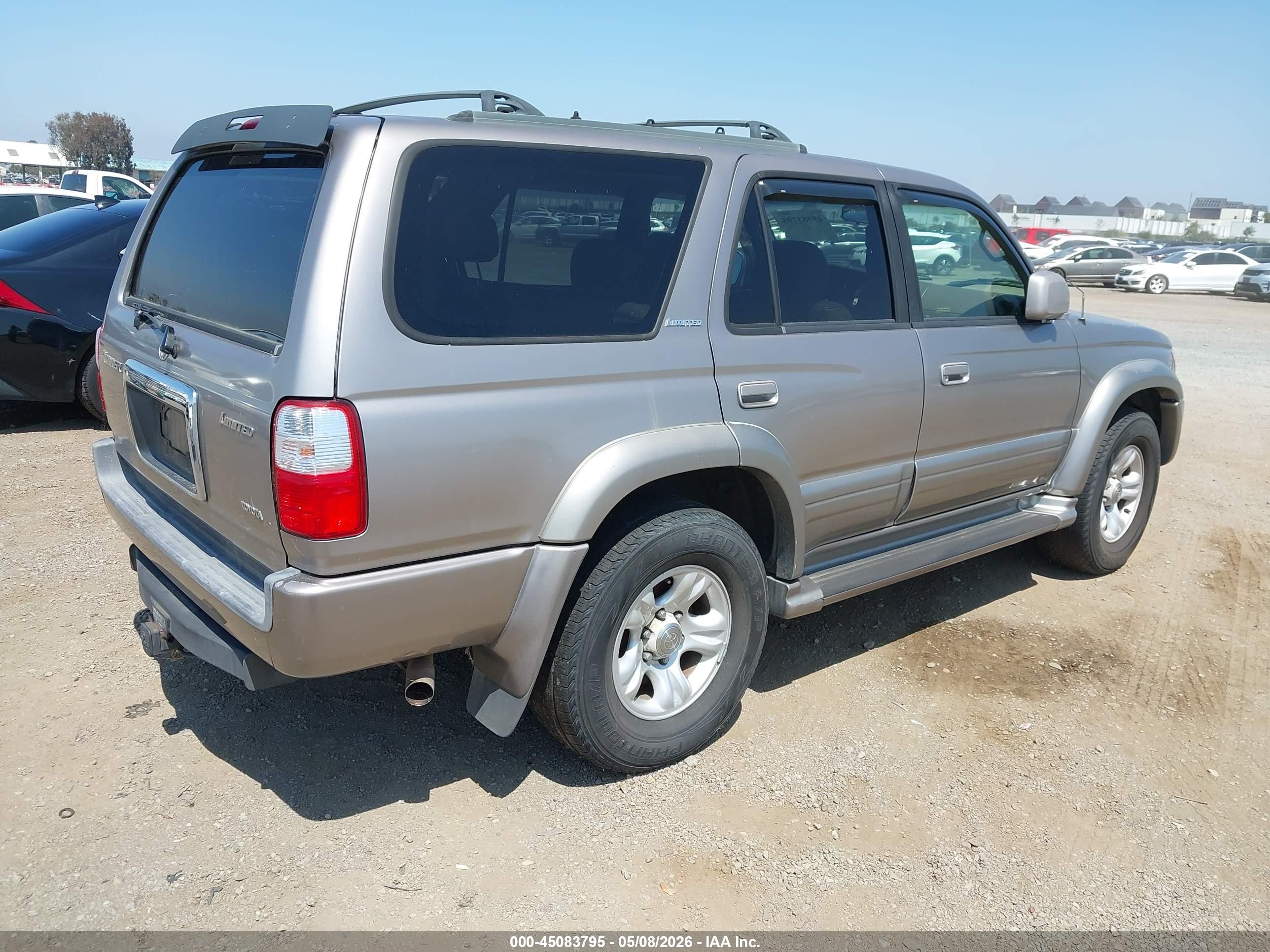 TOYOTA 4RUNNER image 4