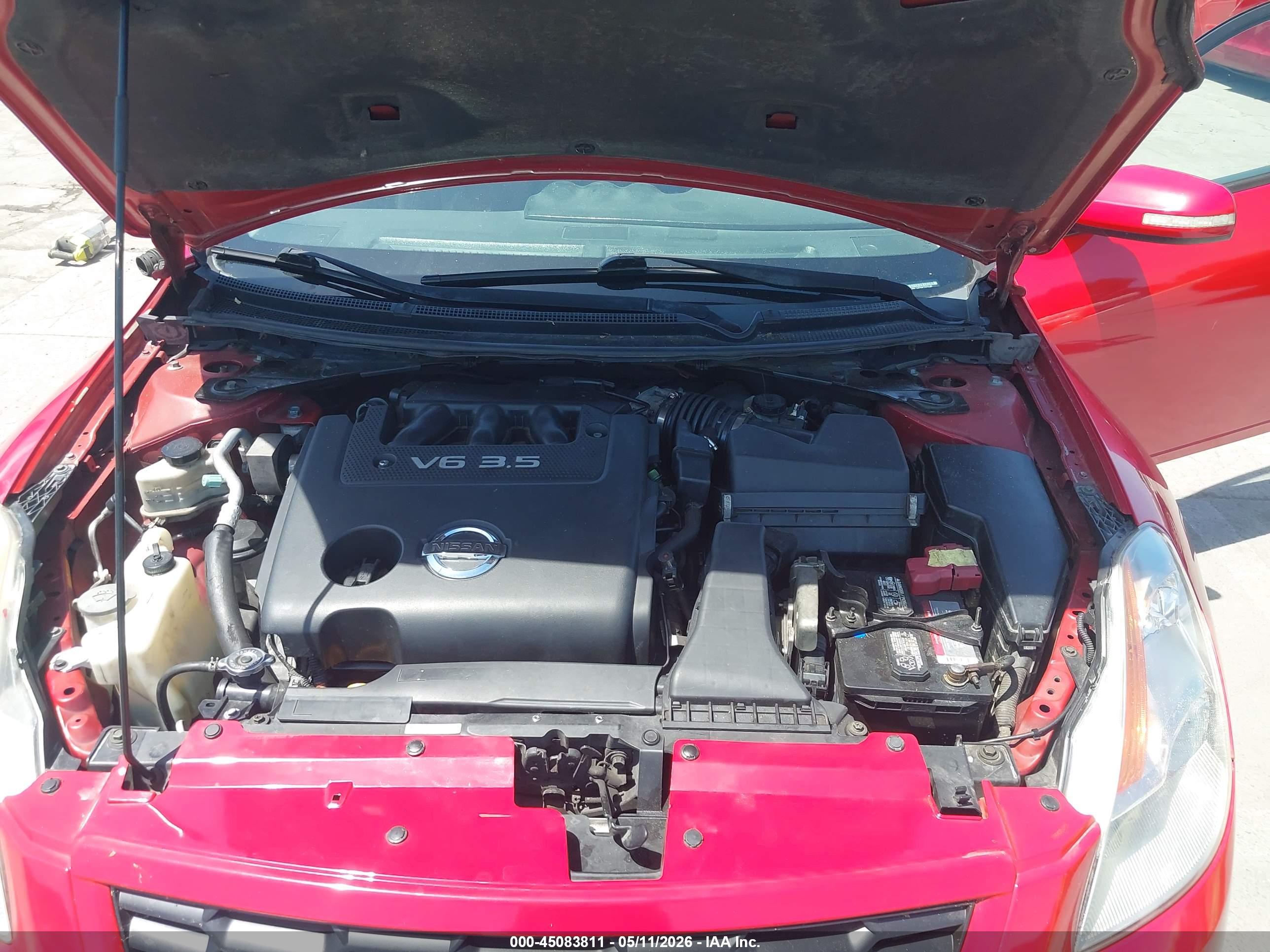 NISSAN ALTIMA image 10
