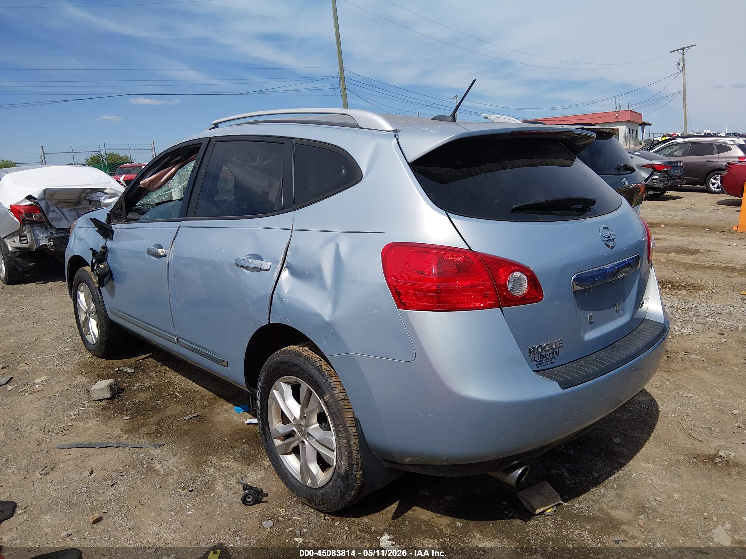 NISSAN ROGUE image 3