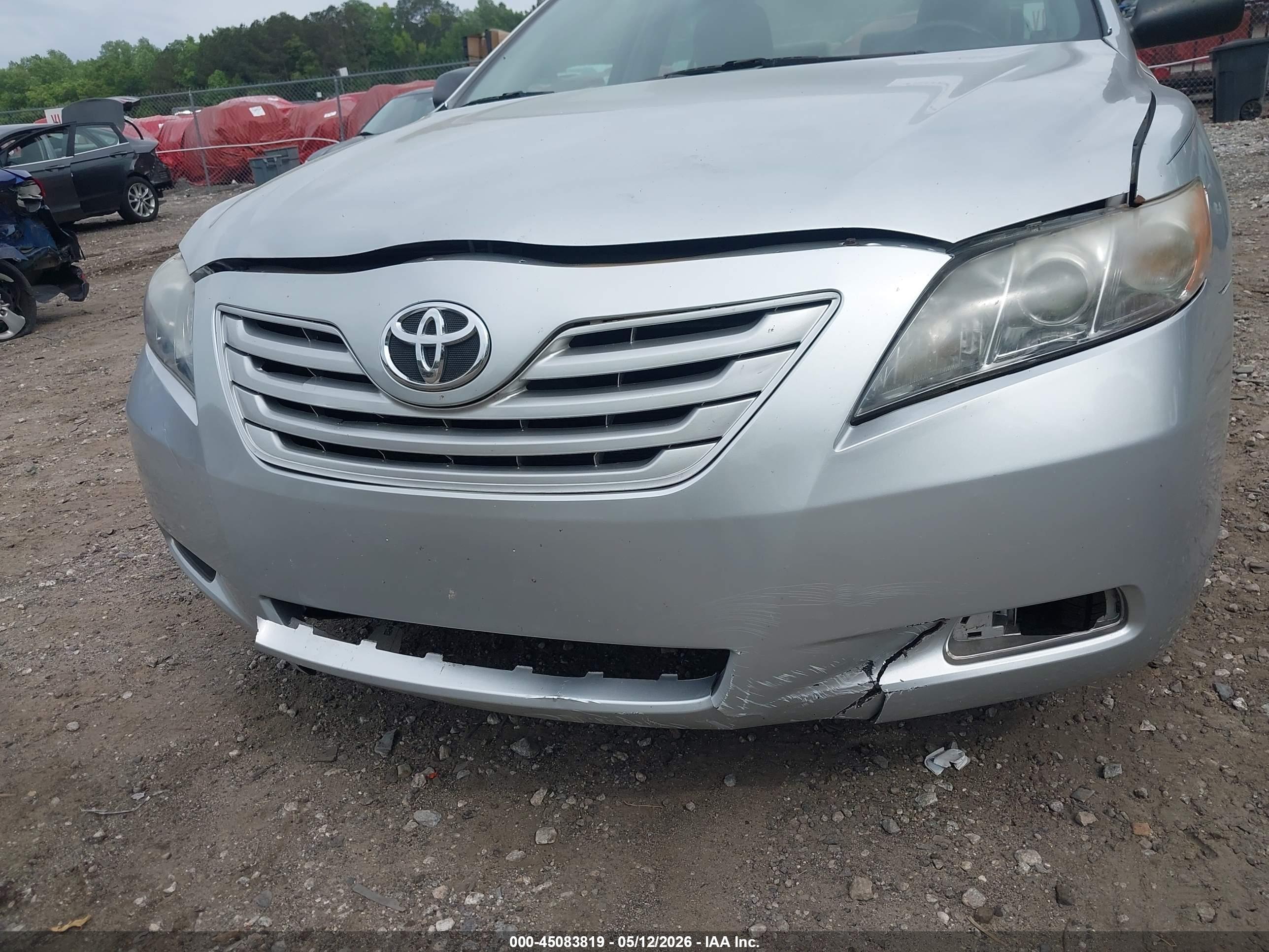 TOYOTA CAMRY image 6