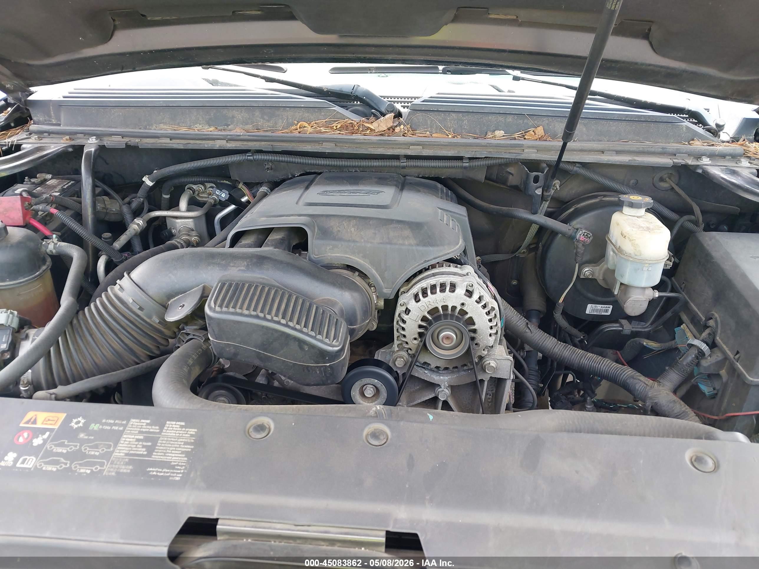 CHEVROLET SUBURBAN image 10