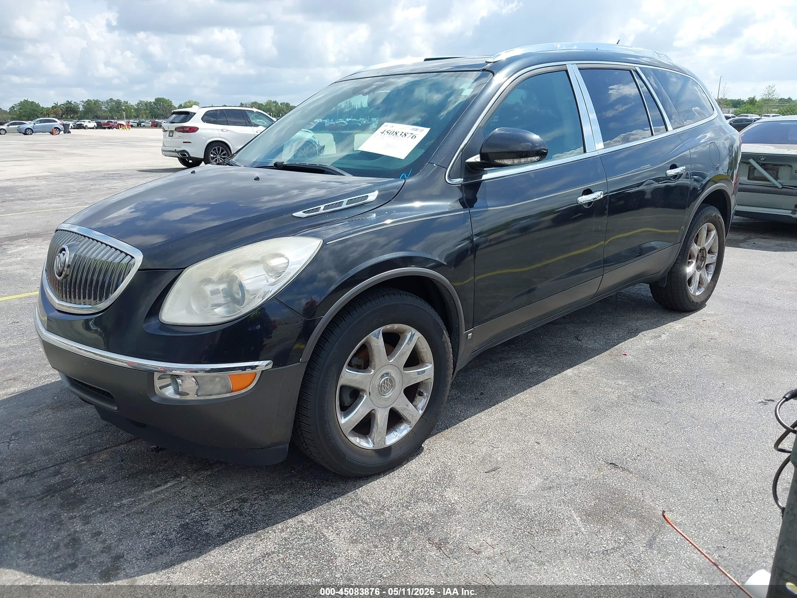 BUICK ENCLAVE image 2