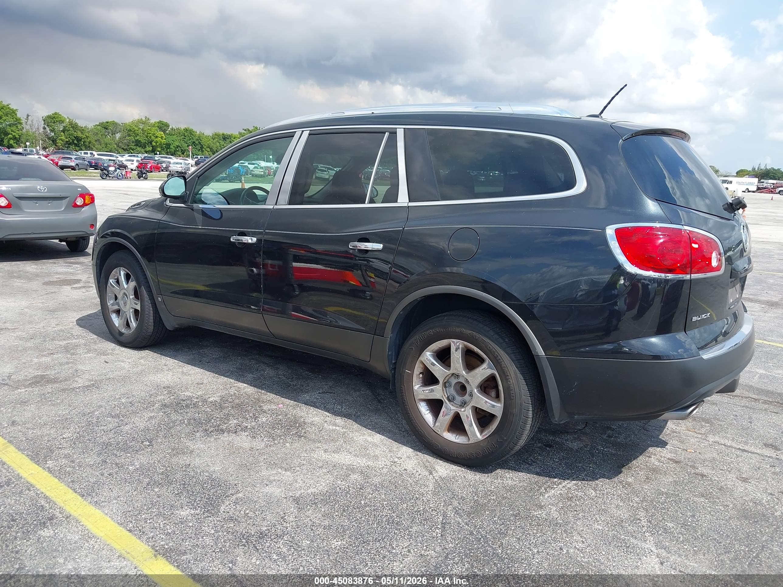 BUICK ENCLAVE image 3