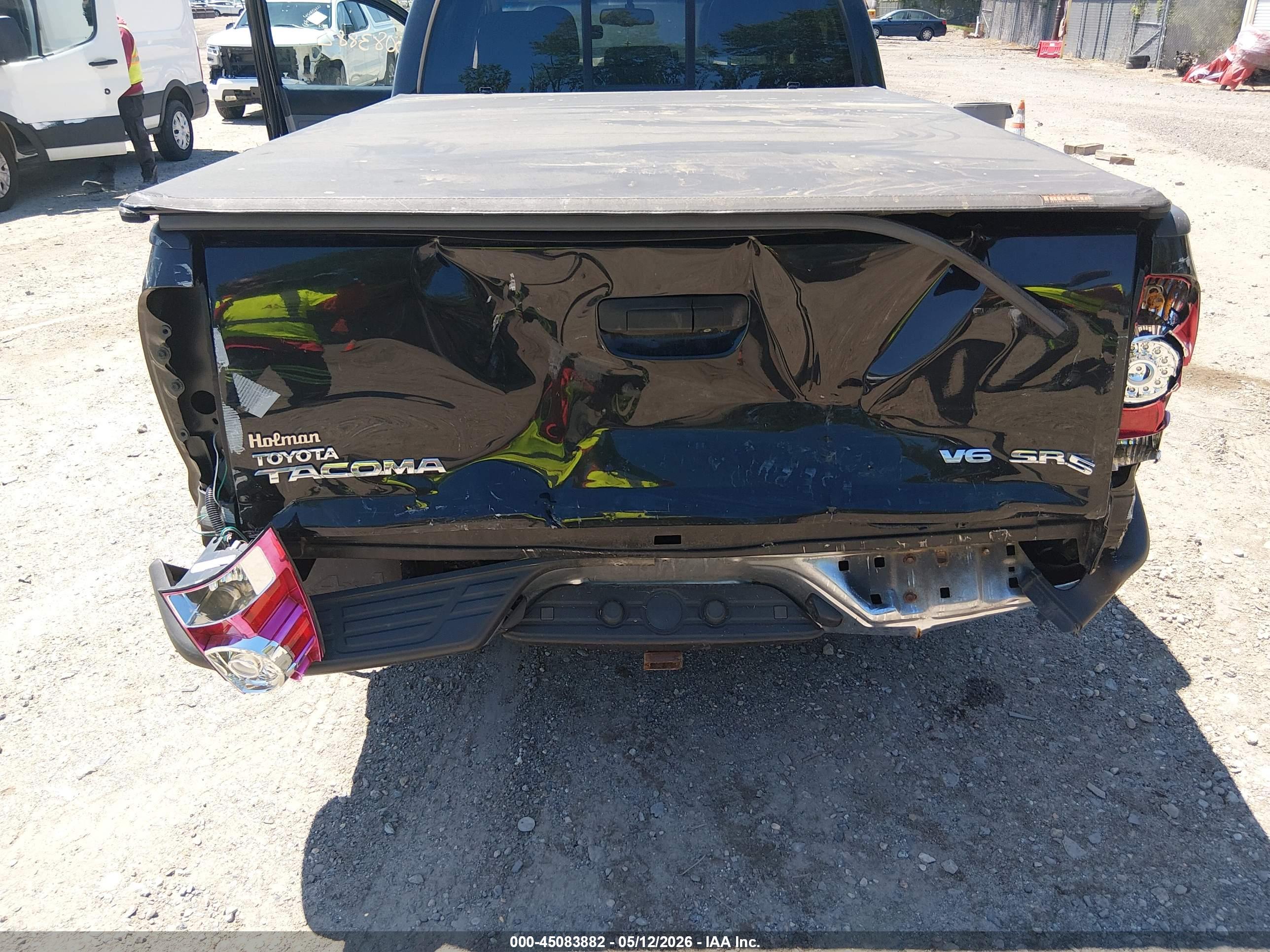 TOYOTA TACOMA image 6