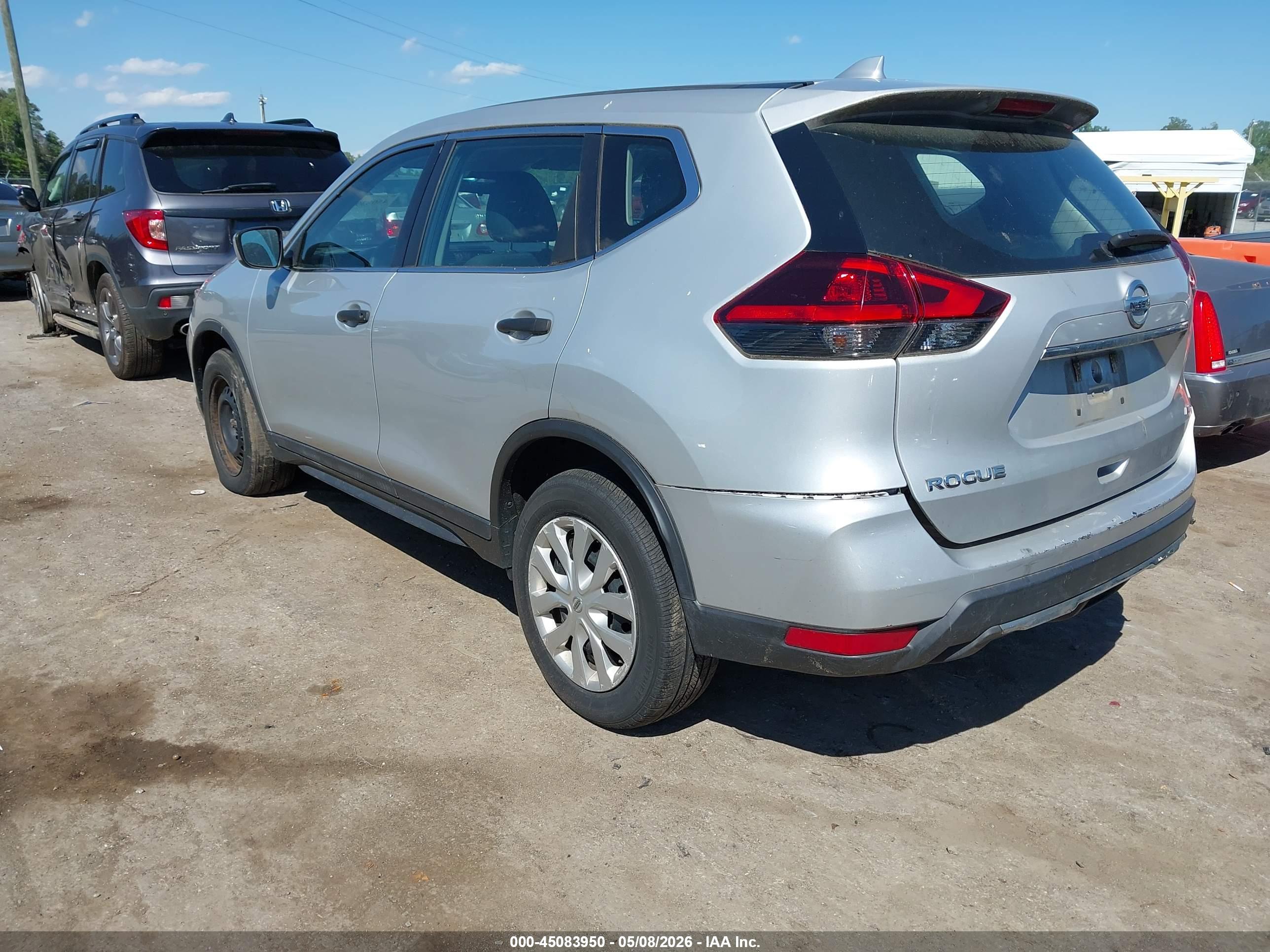 NISSAN ROGUE image 3