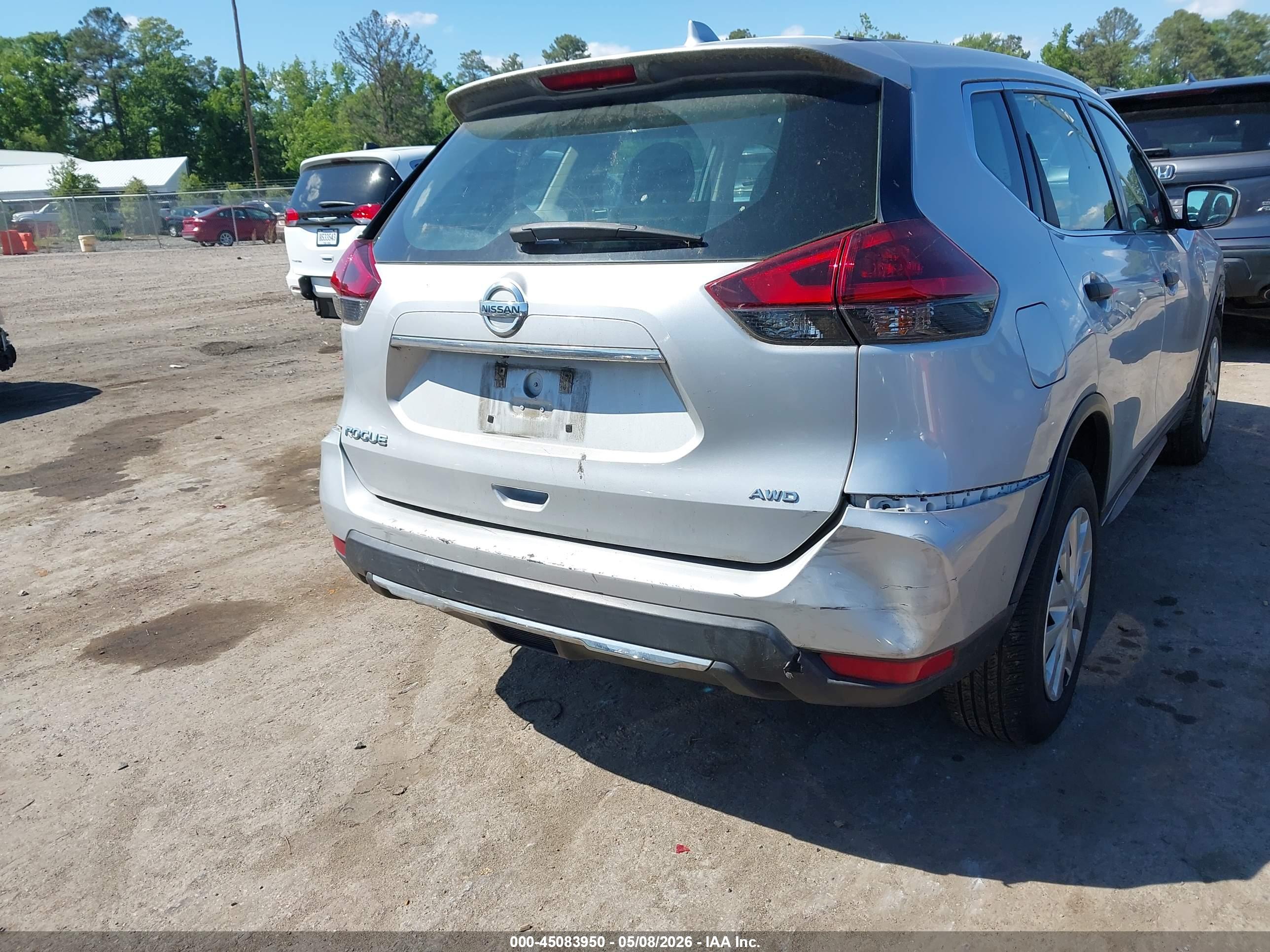 NISSAN ROGUE image 6