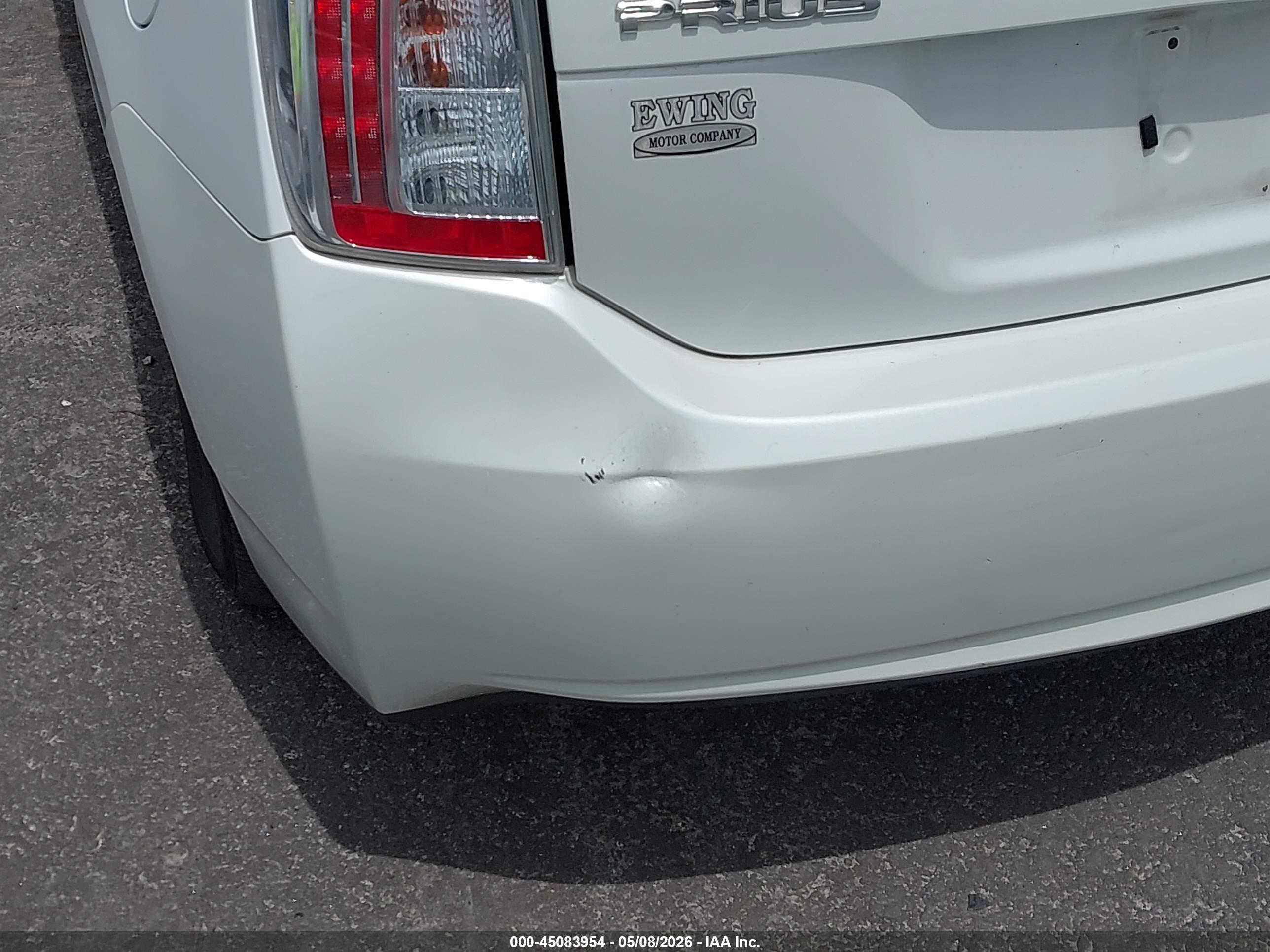 TOYOTA PRIUS image 6