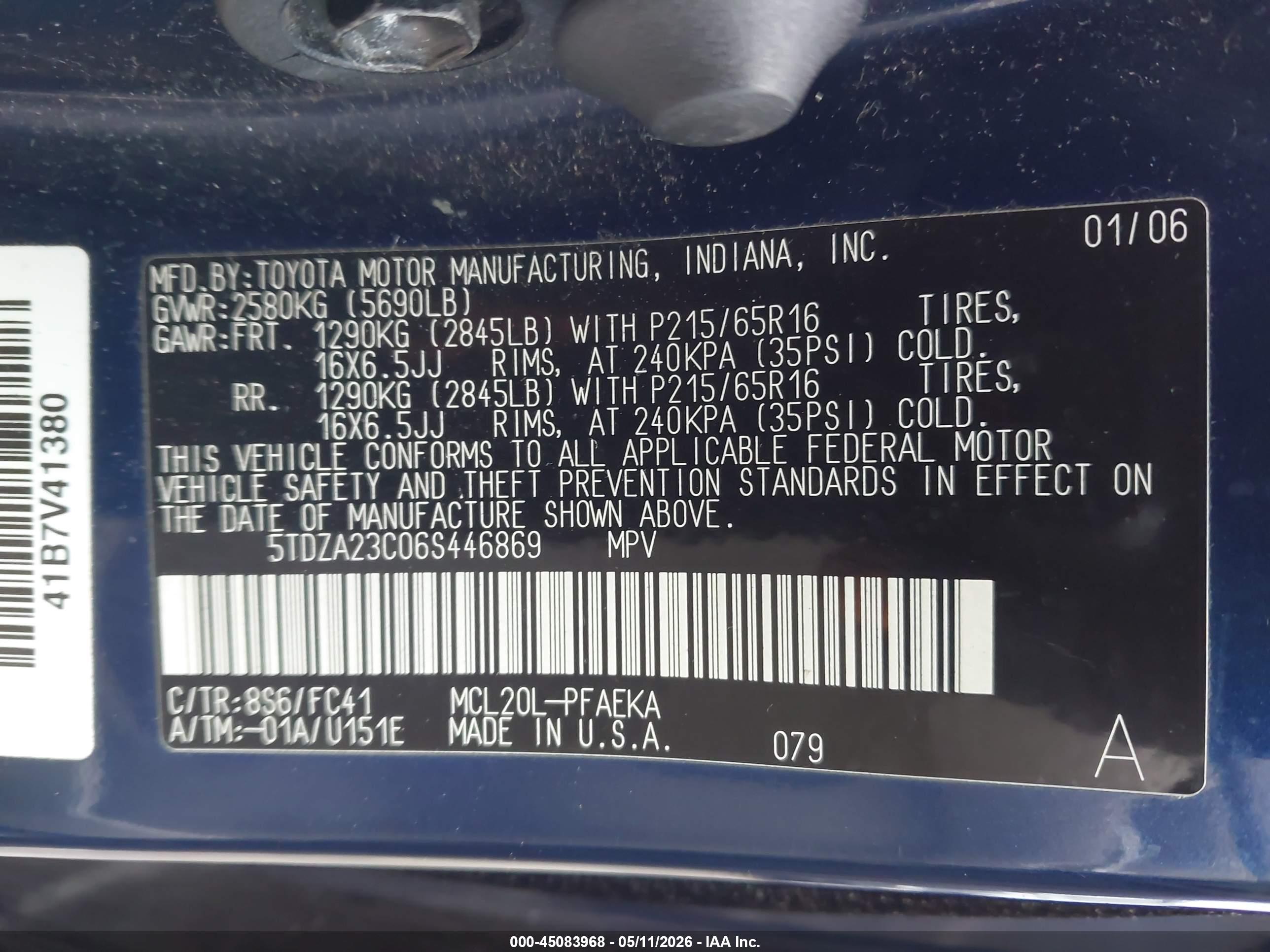TOYOTA SIENNA image 9