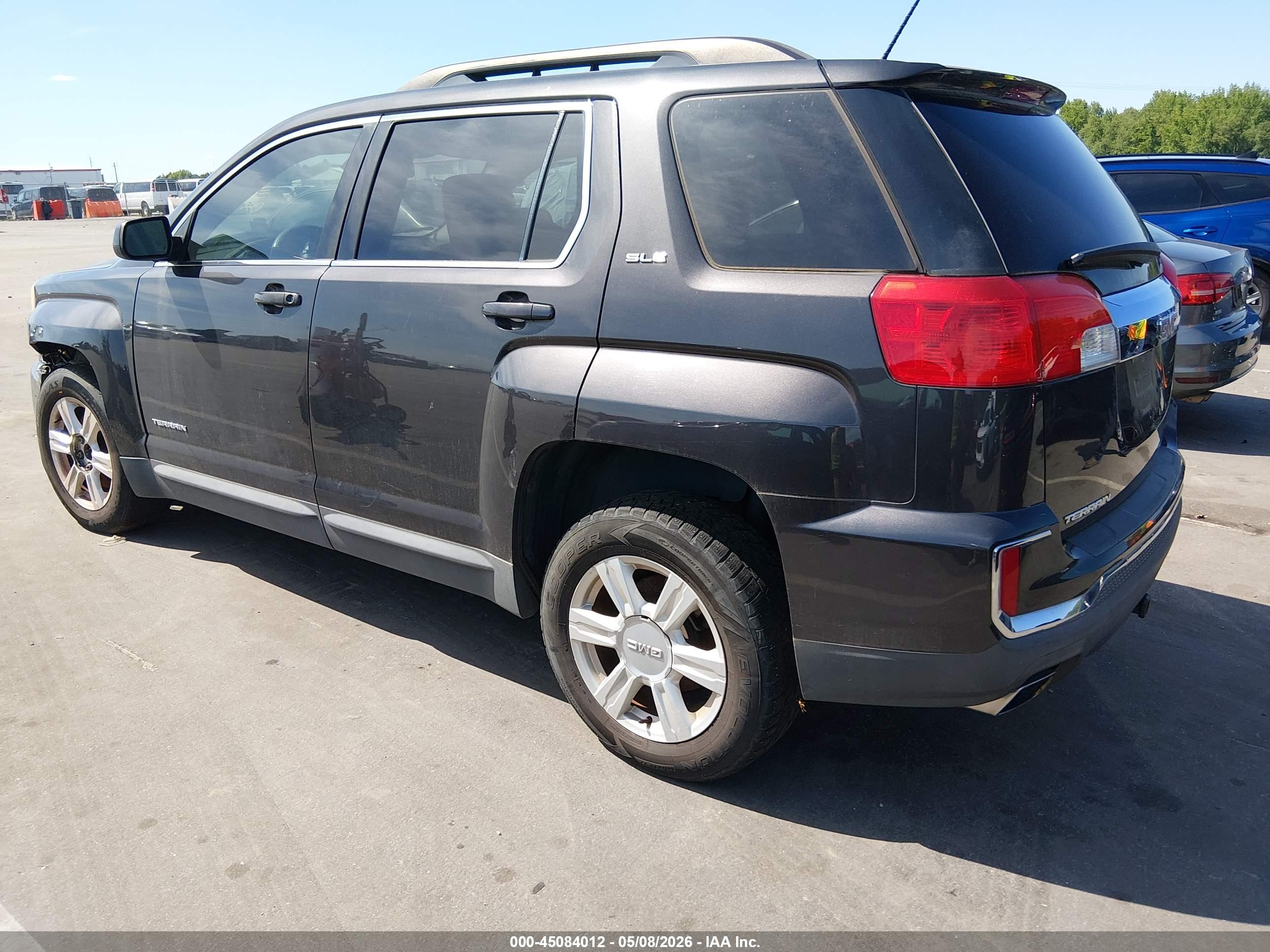 GMC TERRAIN image 3