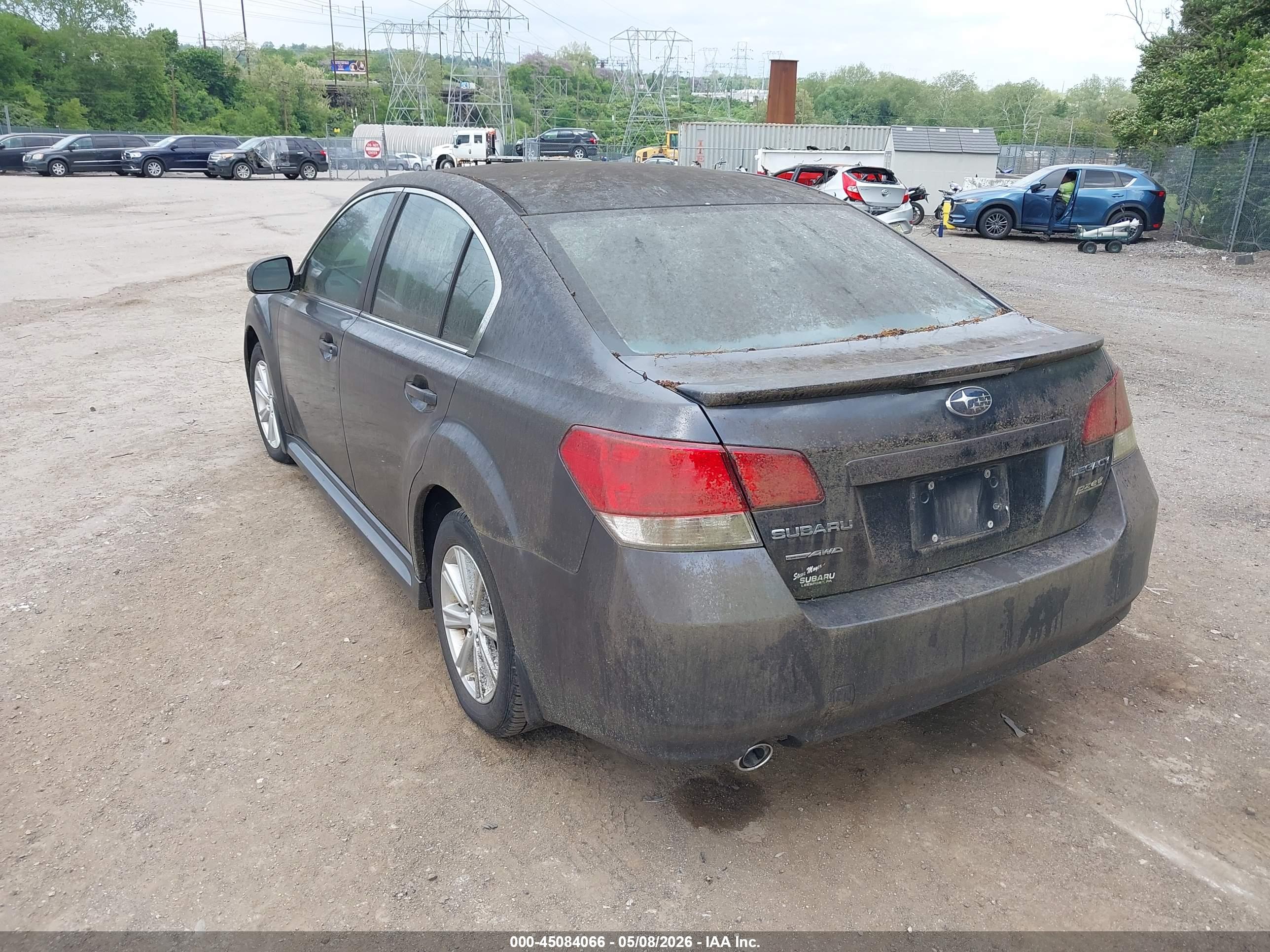 SUBARU LEGACY image 3