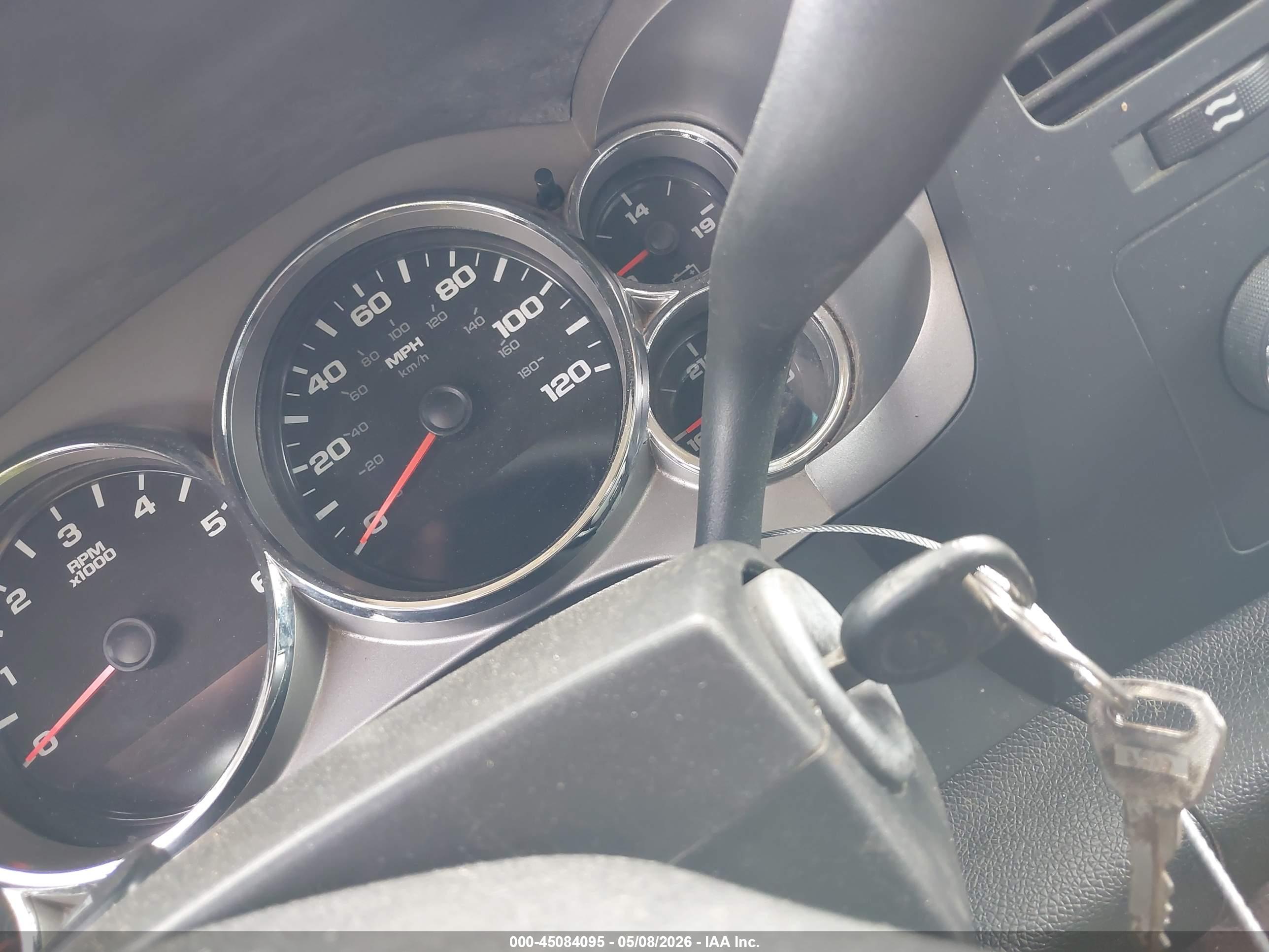 CHEVROLET SILVERADO image 11