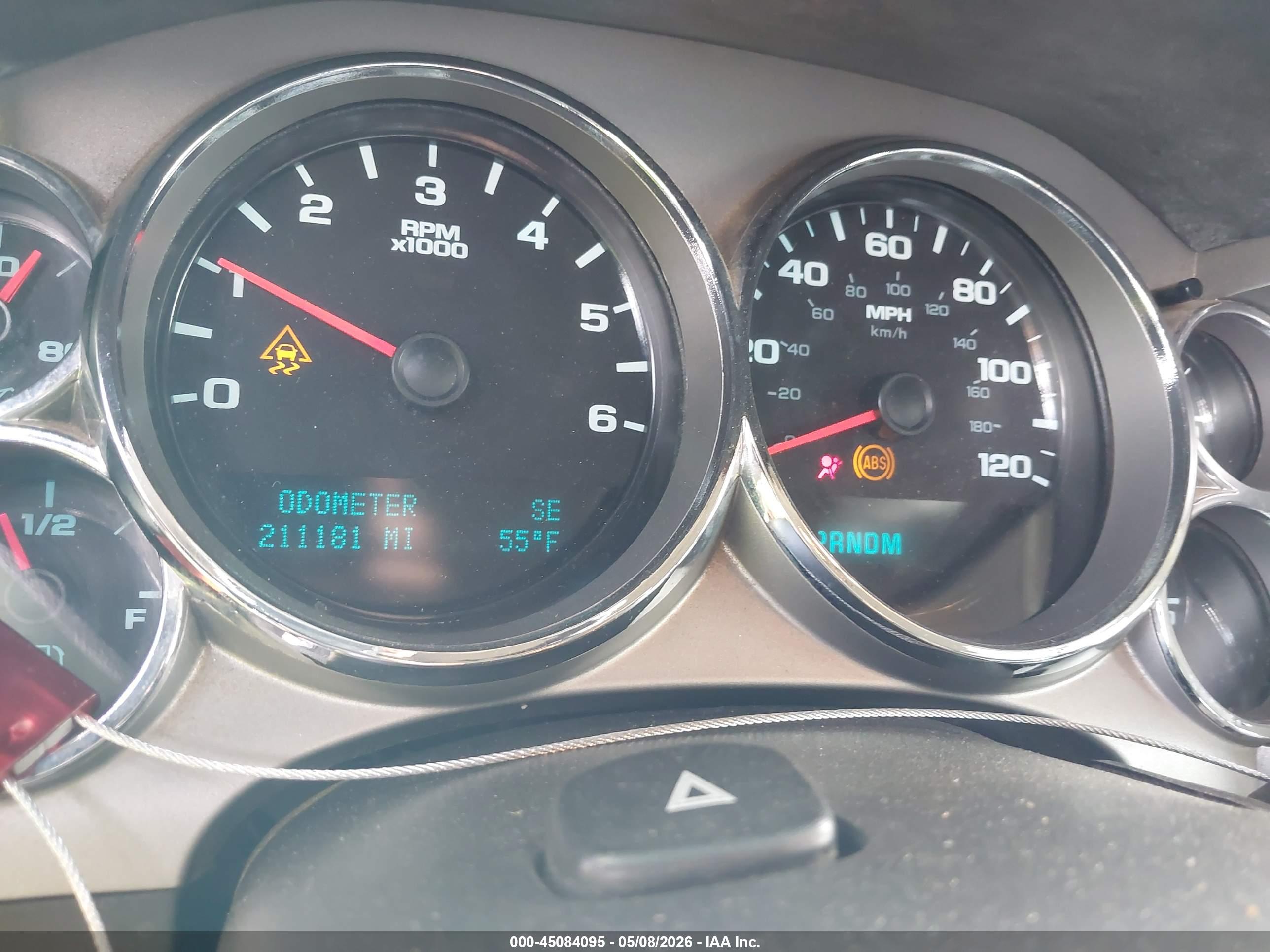 CHEVROLET SILVERADO image 7