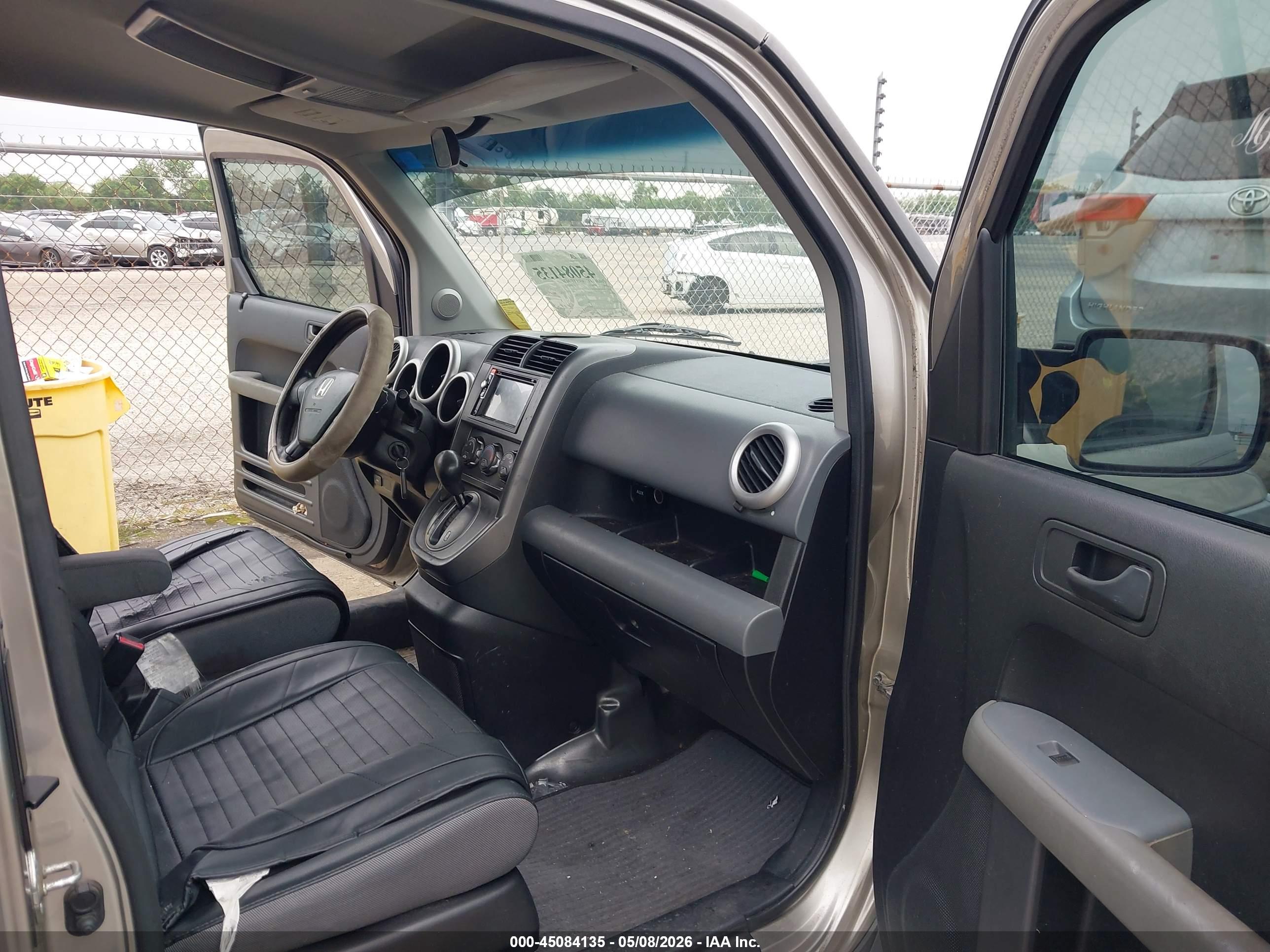 HONDA ELEMENT image 5