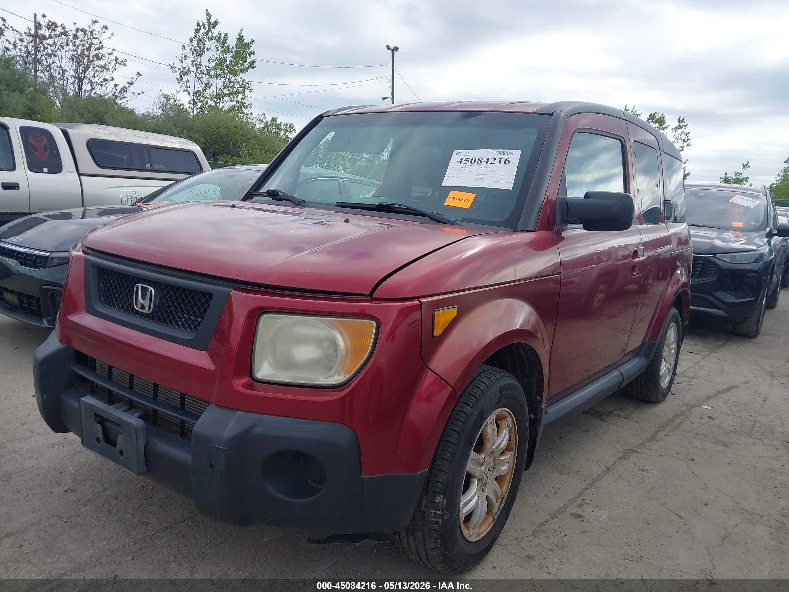 HONDA ELEMENT image 2